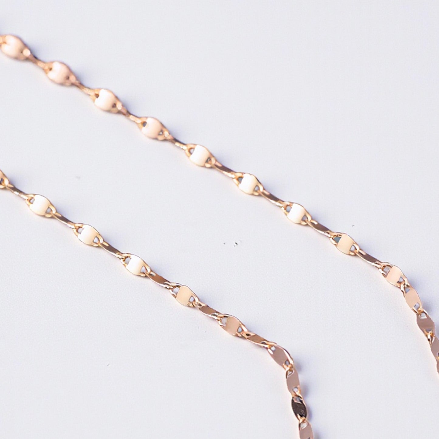 18K Yellow Rose and White Gold Chain Necklace