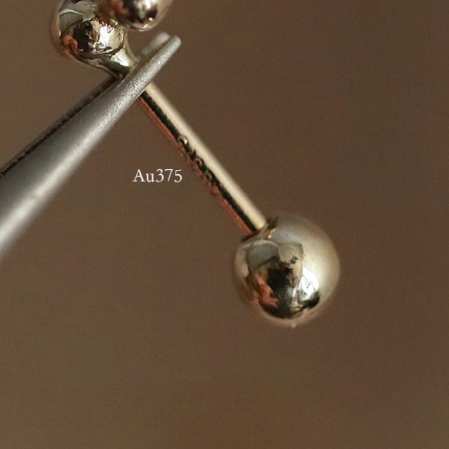 9K Pure Gold Minimal Zircon Mini Square Screw Back Earrings