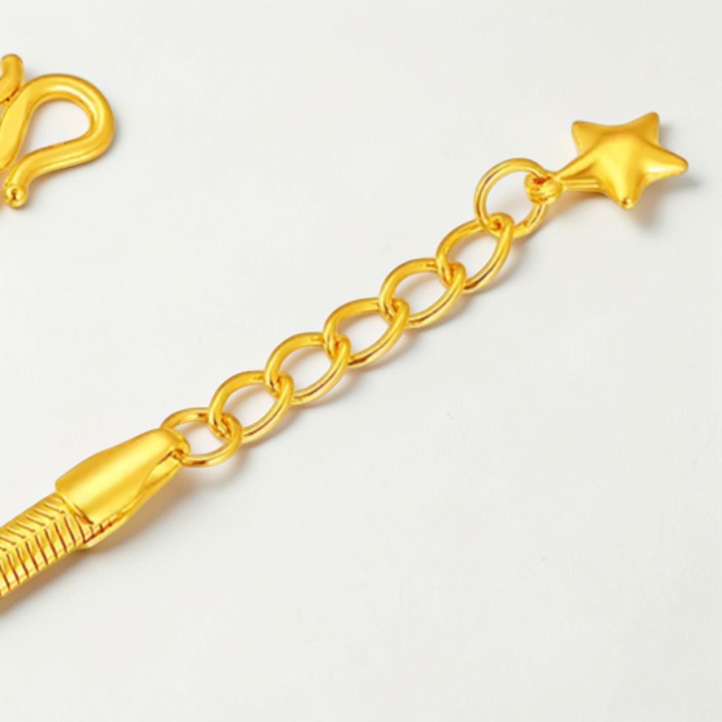 24K Gold Minimal Snake Bone Bracelet