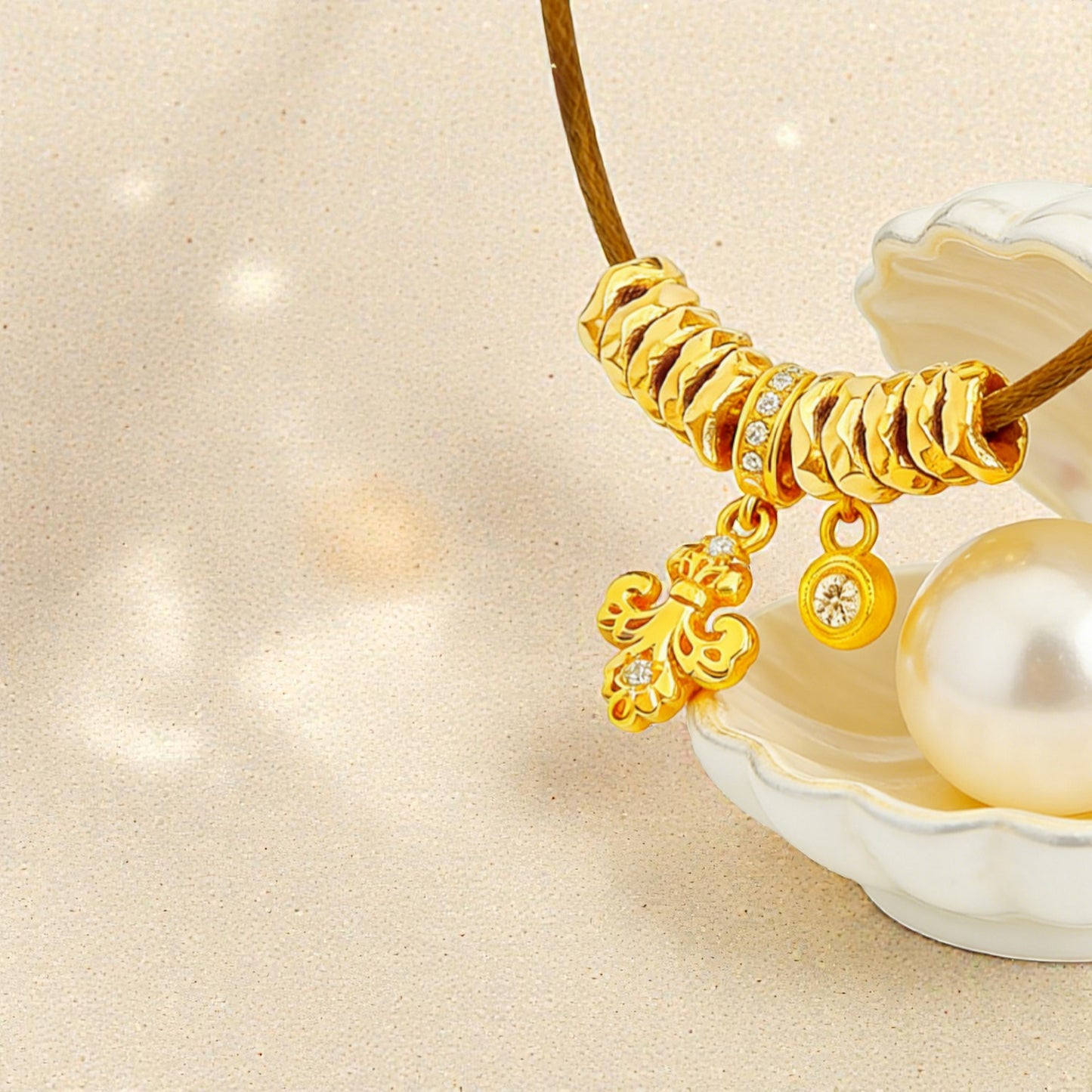 24k 999 Fine Gold Fleur de Lis Iris Charms Necklace