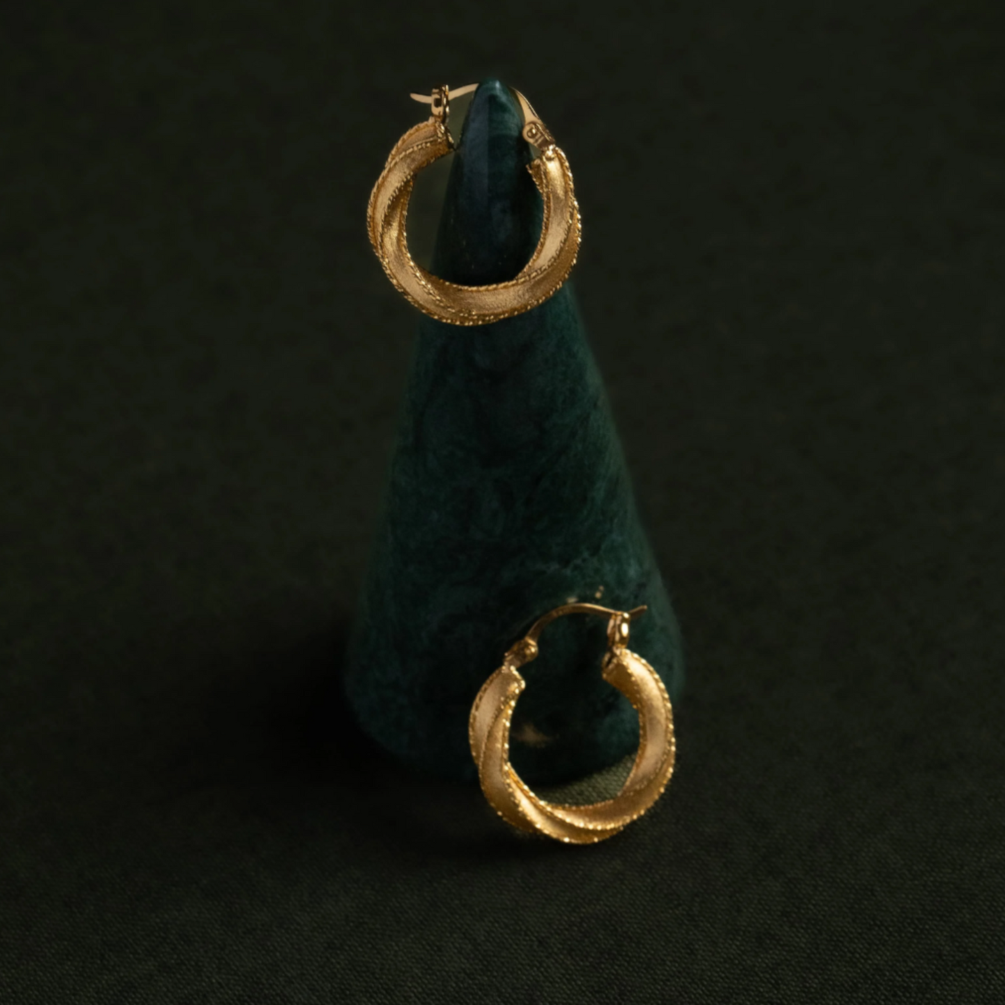 24K 999 Pure Gold Twisted Möbius Hoop Earrings