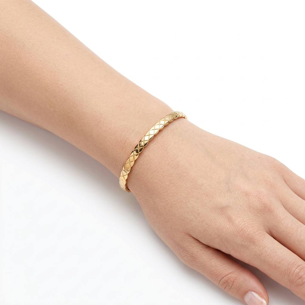 18K Gold Diamond Pattern Bangle Bracelet