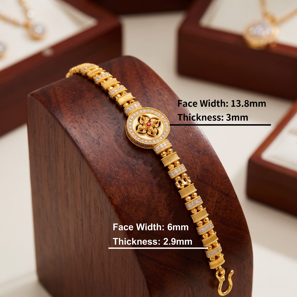 18k Fine Gold Wide Classic Zircon Detail Charm Bracelet