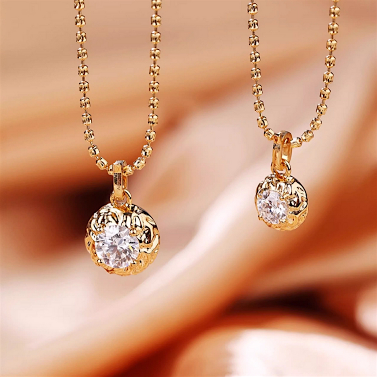 18K Gold Hammered Bubble Round Elegant Lab Diamond Pendant