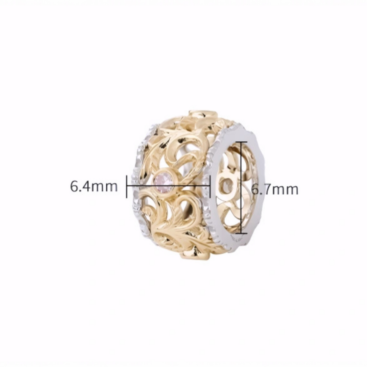 18K Gold Round Elegant Diamond Carving Ring Pendant