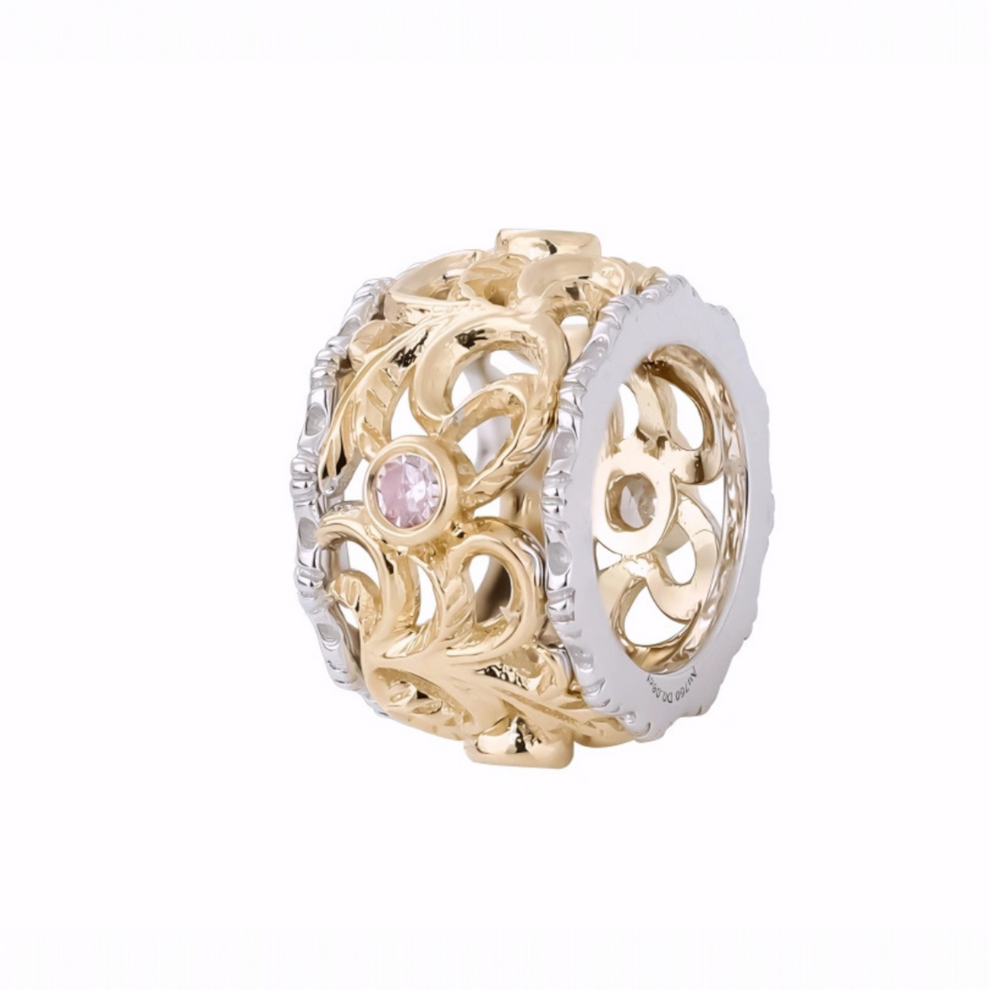 18K Gold Round Elegant Diamond Carving Ring Pendant