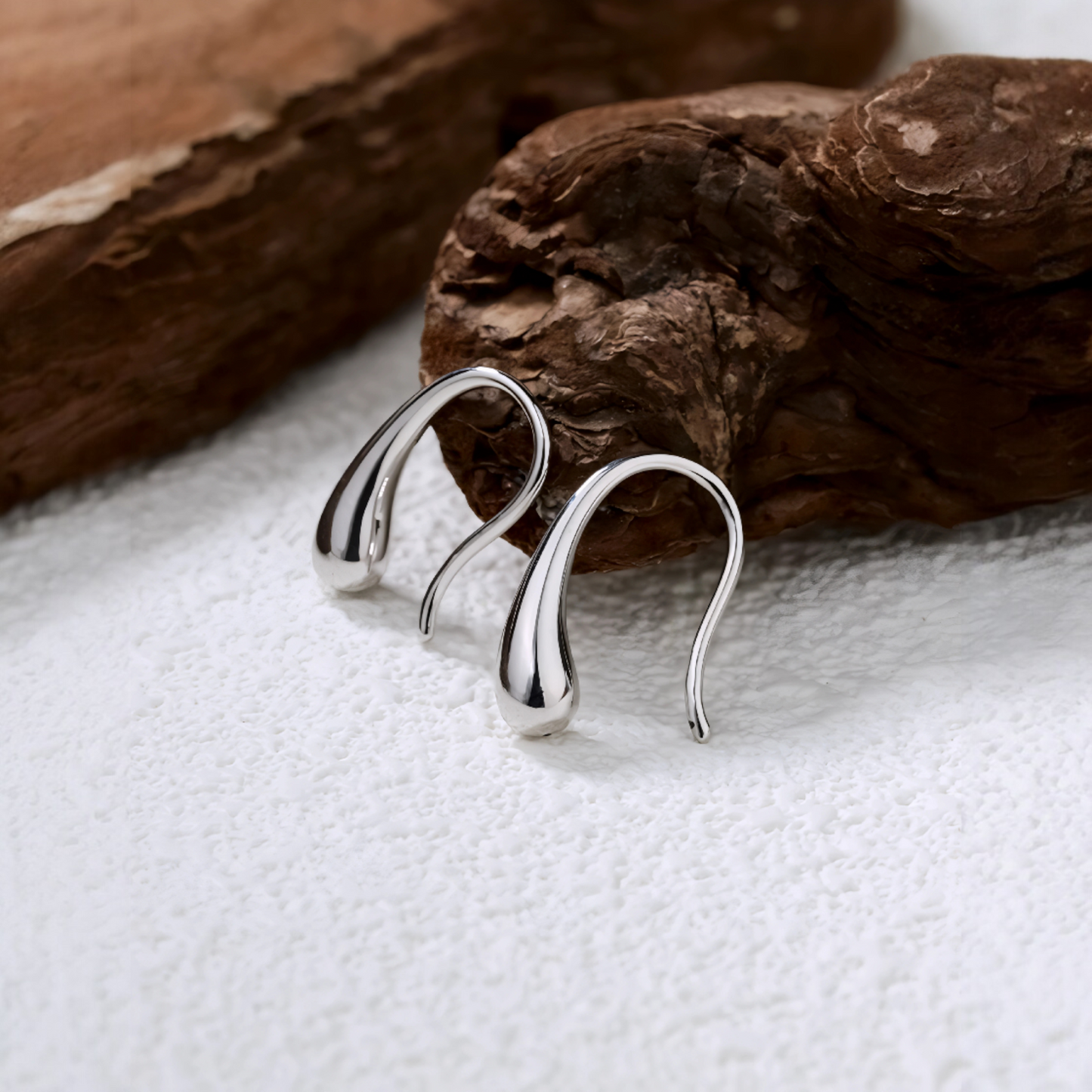 18K Gold Unique and Trendy Prince Rupert's drop Teardrop U-Shaped Hooks Earrings