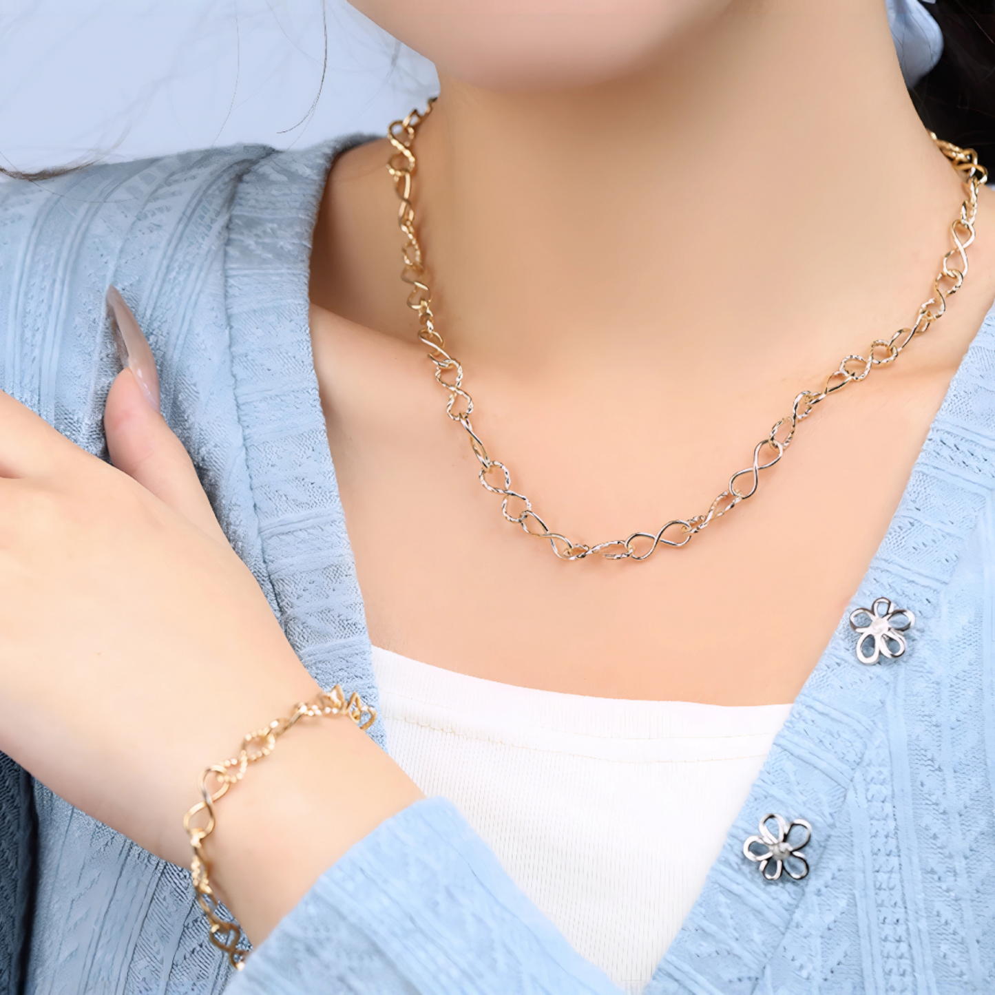 18K Real Gold Twisted Shape 8 Infinity Möbius Link Chain Bracelet and Necklace