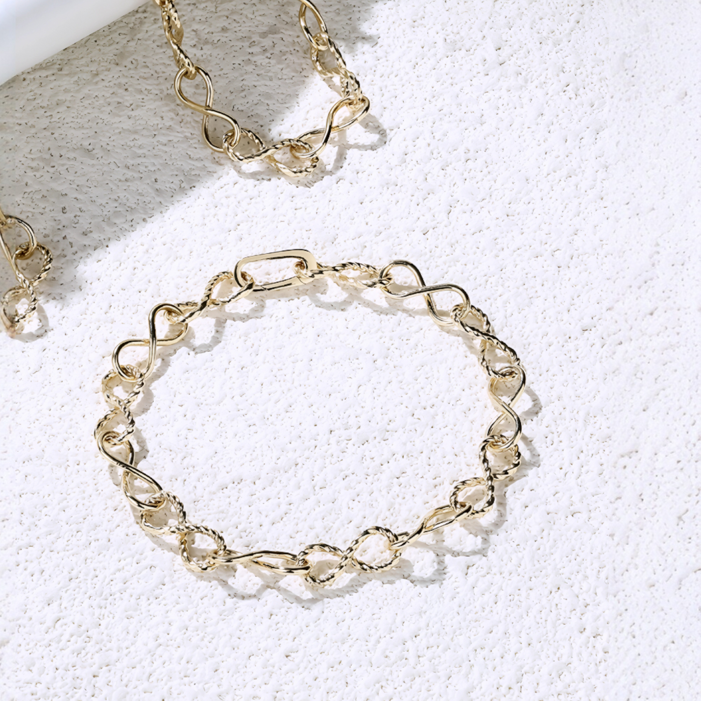 18K Real Gold Twisted Shape 8 Infinity Möbius Link Chain Bracelet and Necklace