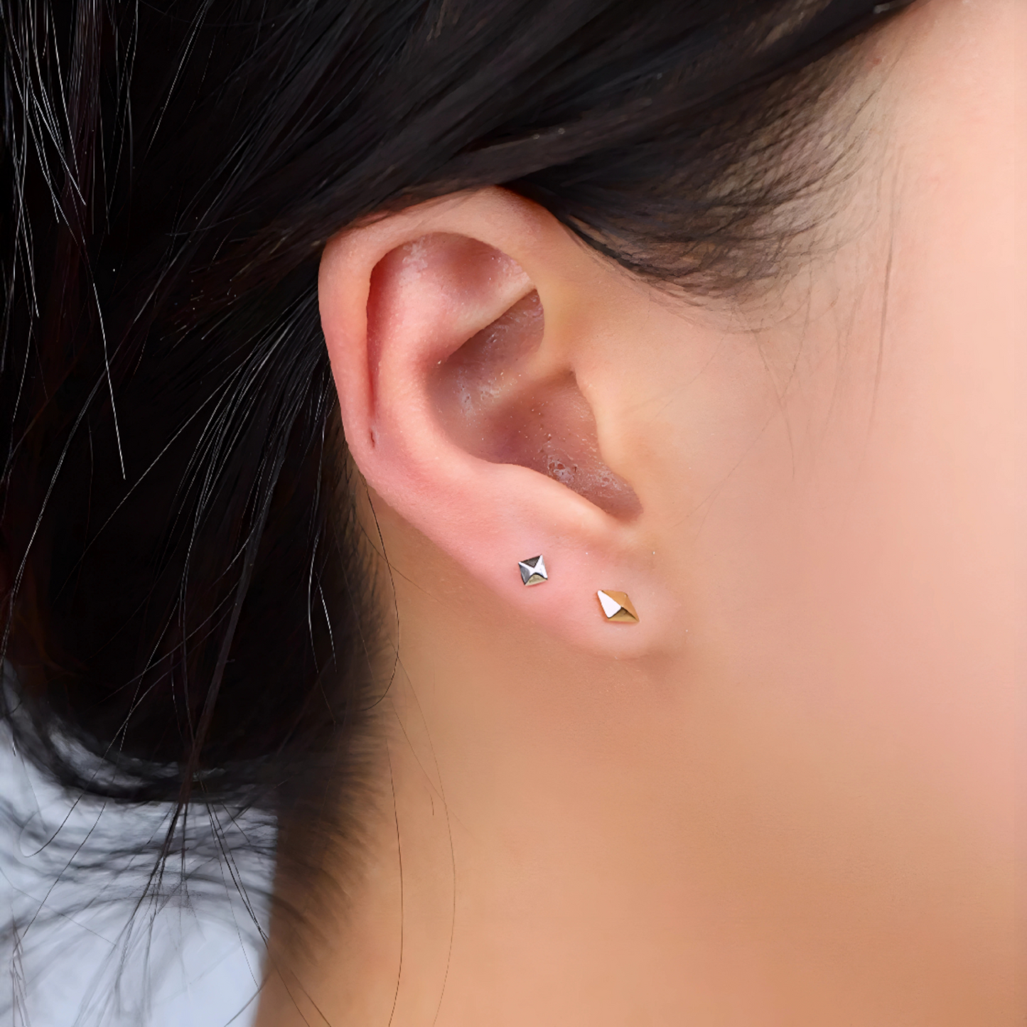 18K Gold Casual Square and Diamond-Shaped Studded Unisex Cartilage Screw Back Earrings