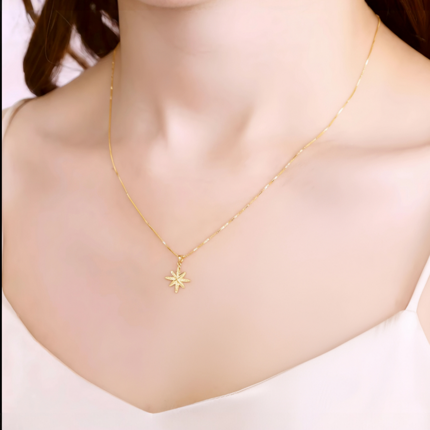 18K Gold Six-Pointed Star Pendant Necklace