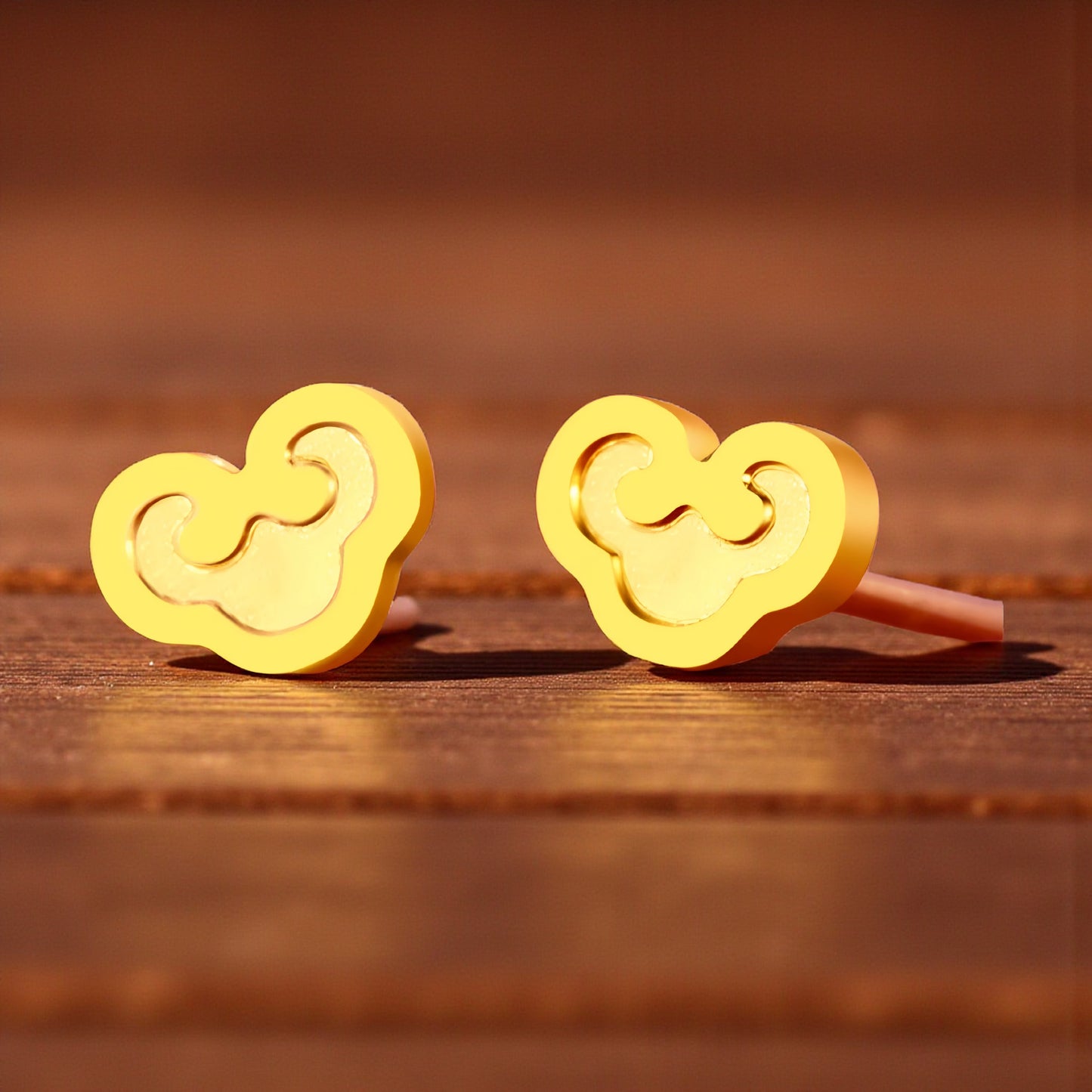 24K 999 Minimal Lucky Ruyi Cloud Stud Earrings