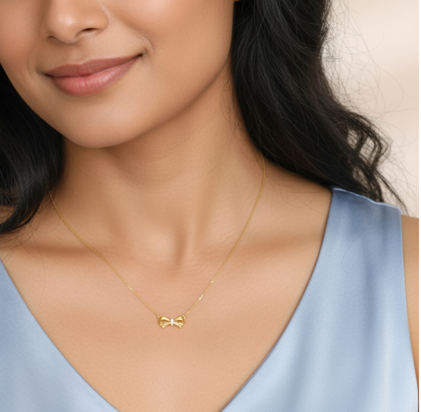 18K Gold Diamond Bow Bowtie Pendant Luxurious charm Necklace
