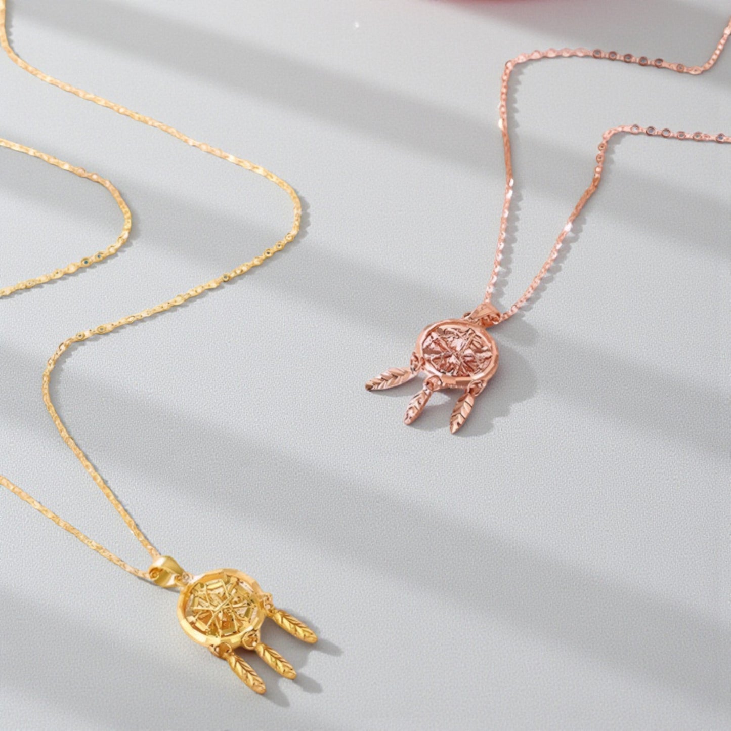 18K Gold Rose Gold Dreamcatcher Hollow Design Pendant Luxurious charm Necklace