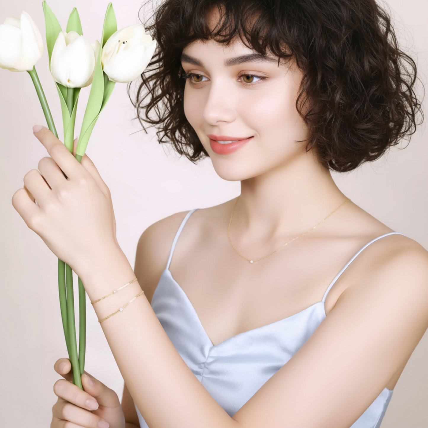 18K Gold Genuine Diamond Round and Square Pendant Bracelet