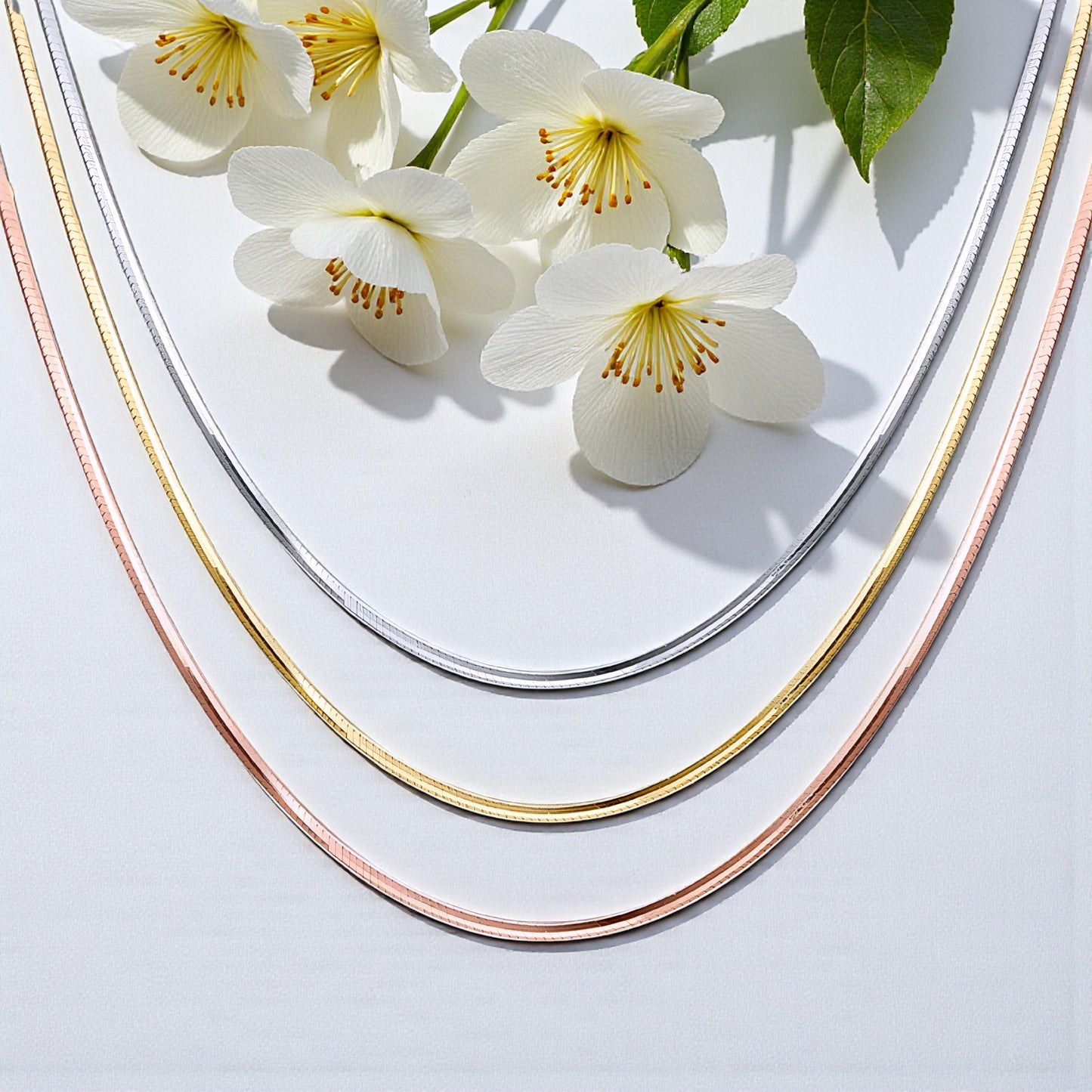 18K Yellow Gold Rose Gold Luxurious Snake Bone Chain Necklace