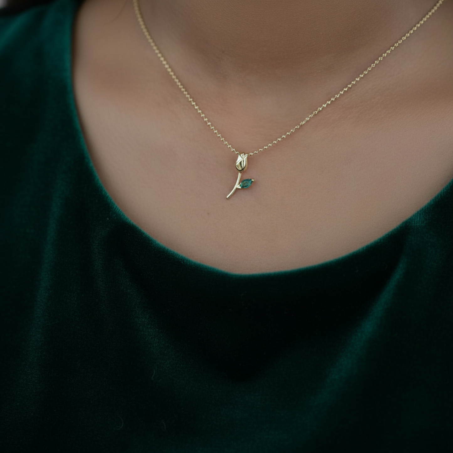 14K Gold Minimal Dainty Zircon Tulip Flower Pendant
