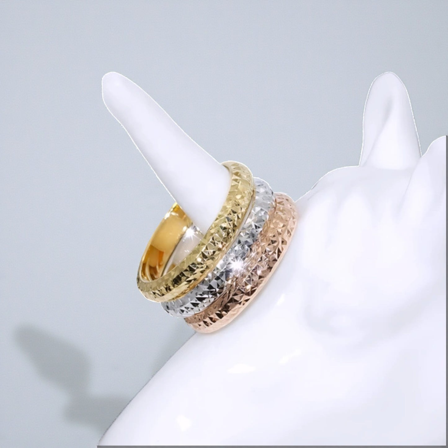 Genuine 18K Yellow Gold Rose Gold Carved Pattern Surface Band Ring