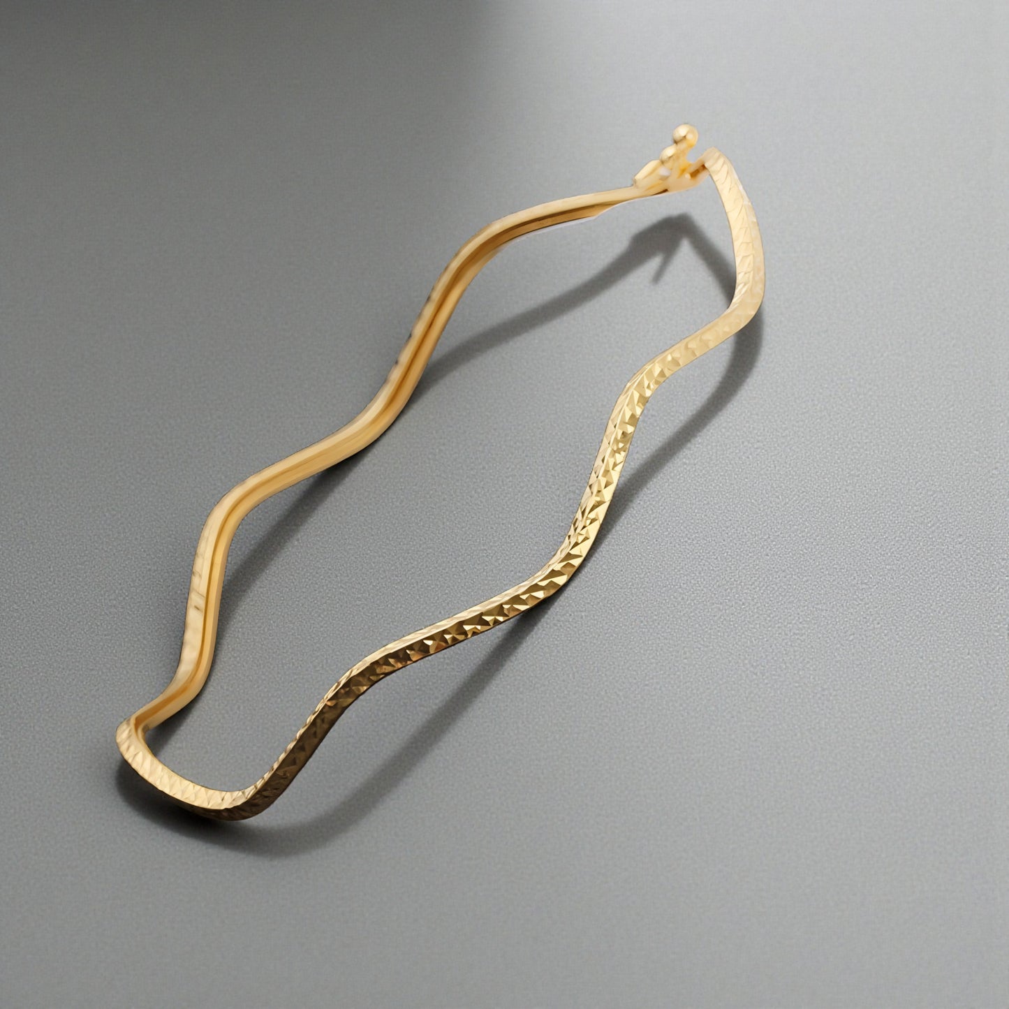 18K Yellow Gold Rose Gold Tri-Color Gold Elegant Bangle Wave Pattern Bracelet