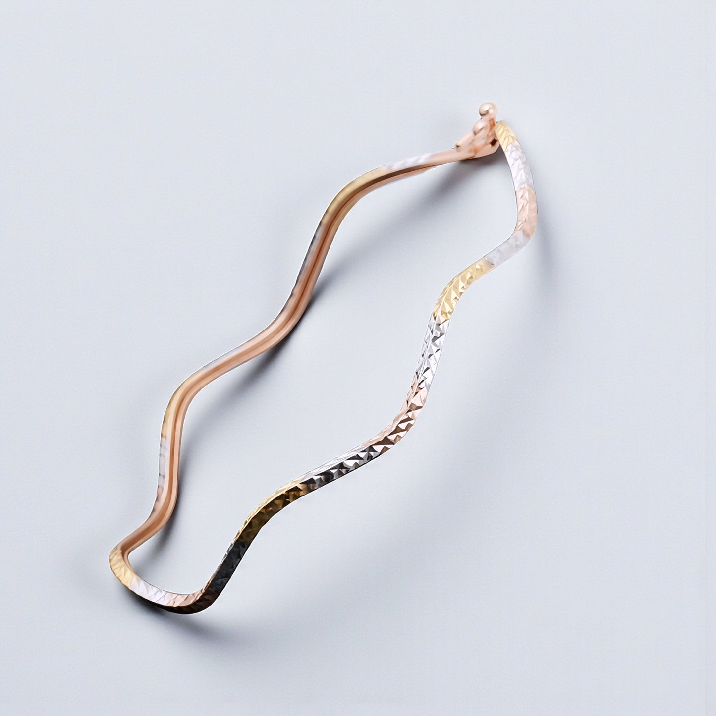 18K Yellow Gold Rose Gold Tri-Color Gold Elegant Bangle Wave Pattern Bracelet