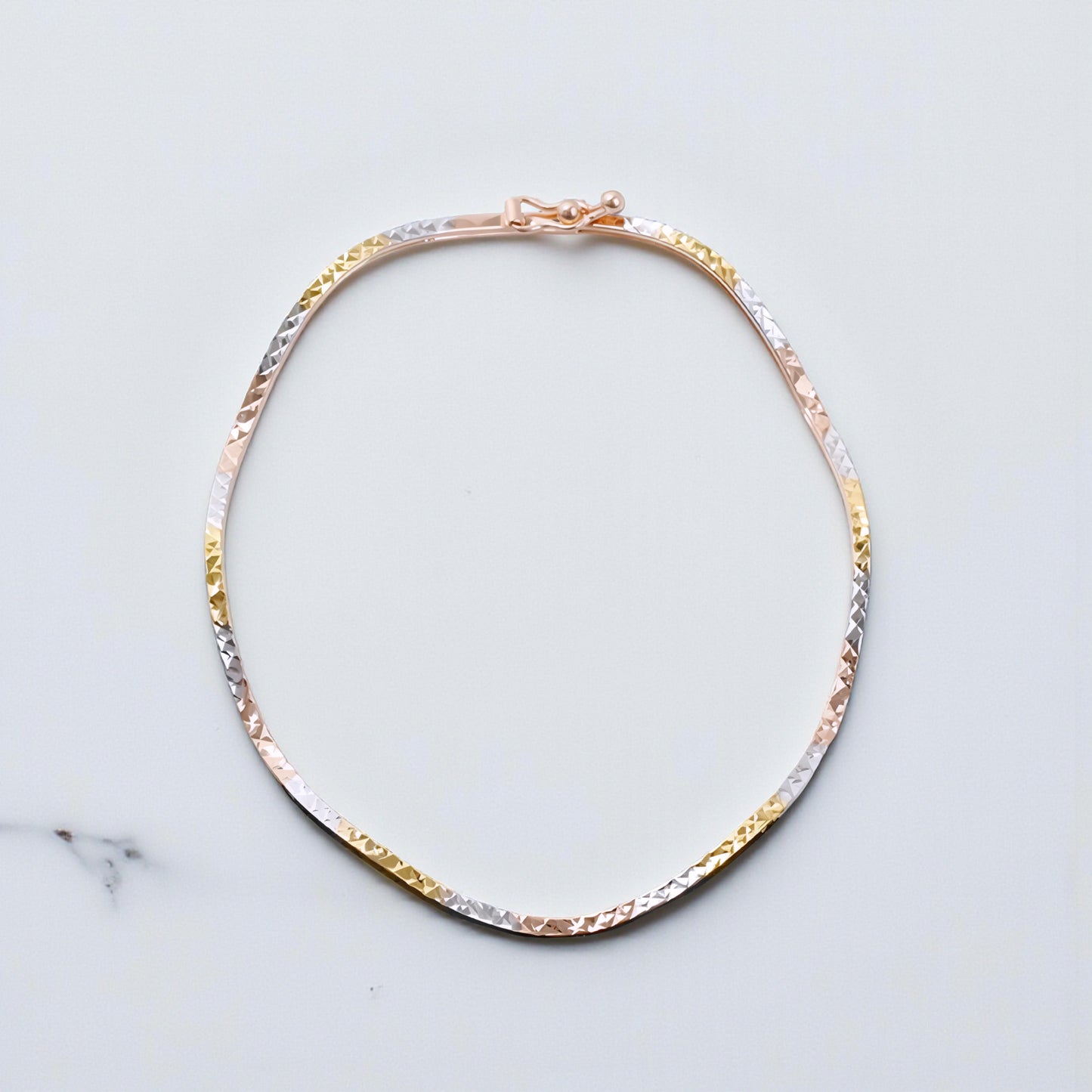 18K Yellow Gold Rose Gold Tri-Color Gold Elegant Bangle Wave Pattern Bracelet