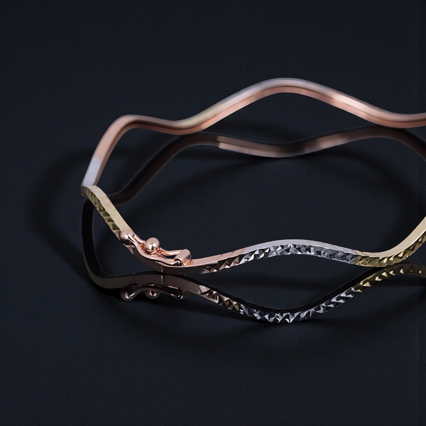 18K Yellow Gold Rose Gold Tri-Color Gold Elegant Bangle Wave Pattern Bracelet