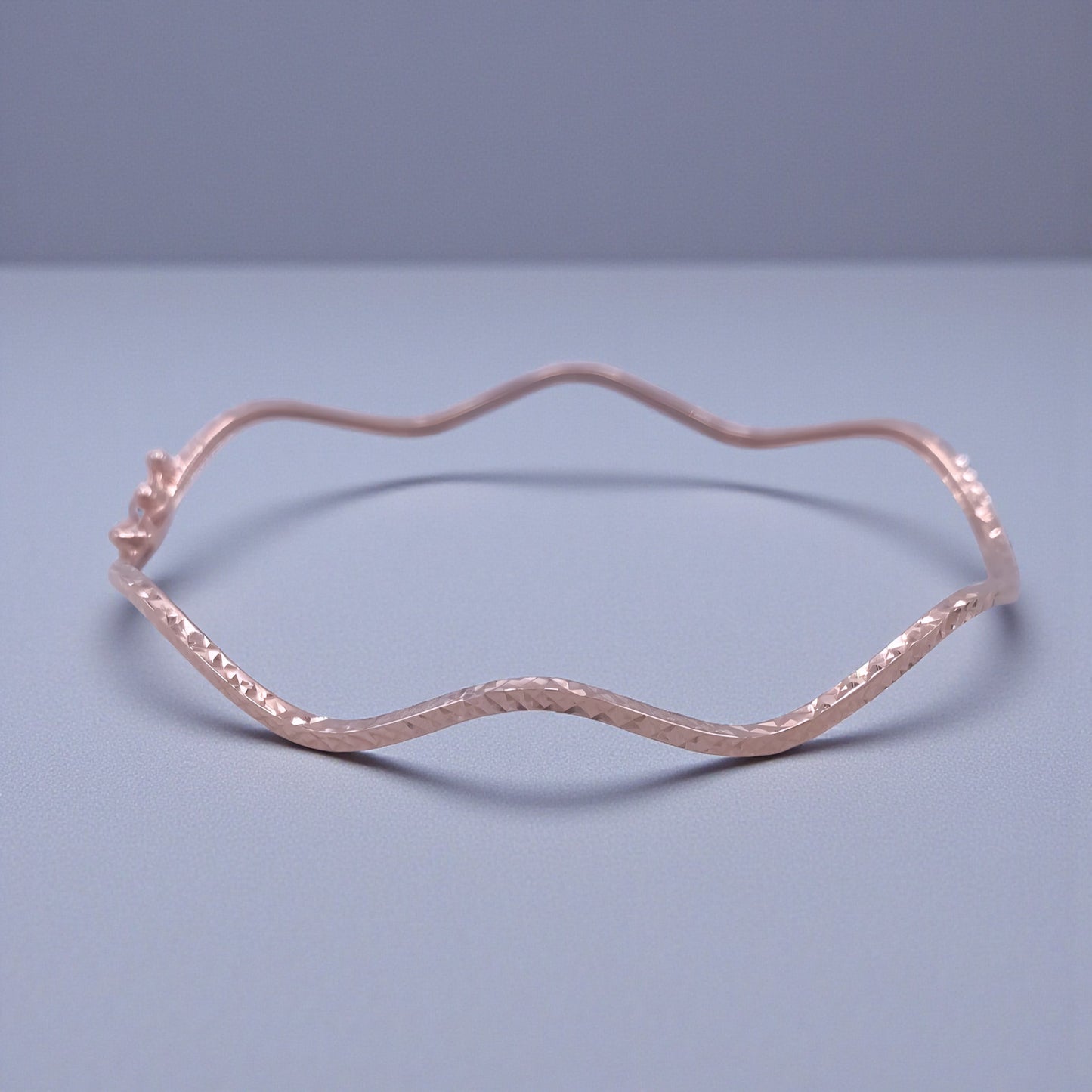 18K Yellow Gold Rose Gold Tri-Color Gold Elegant Bangle Wave Pattern Bracelet