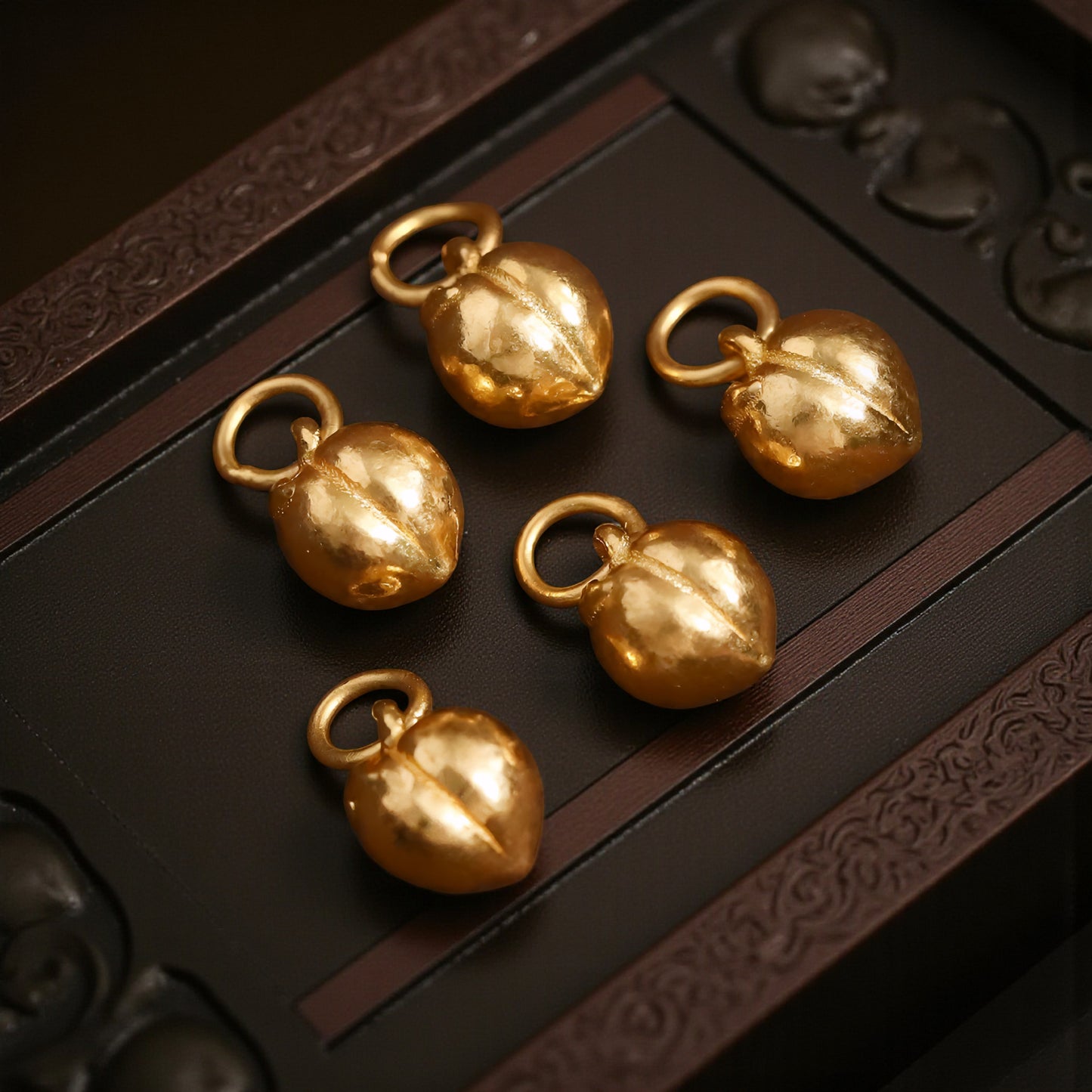 24K 999 Gold Mini Engraved Blessing Chinese Words Lucky Peach D.I.Y Charm Pendant