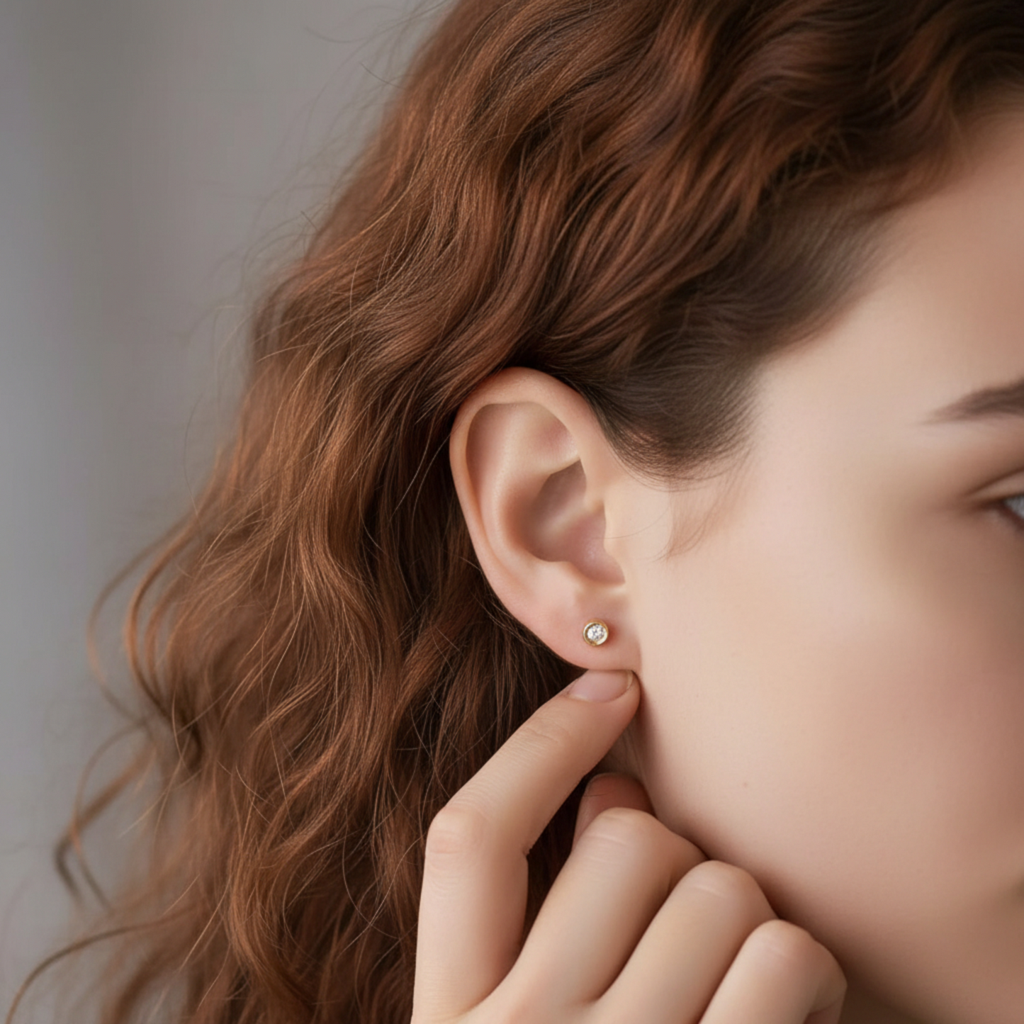 24K 999 Gold Minimal Minimalist Round Diamond Stud Earrings