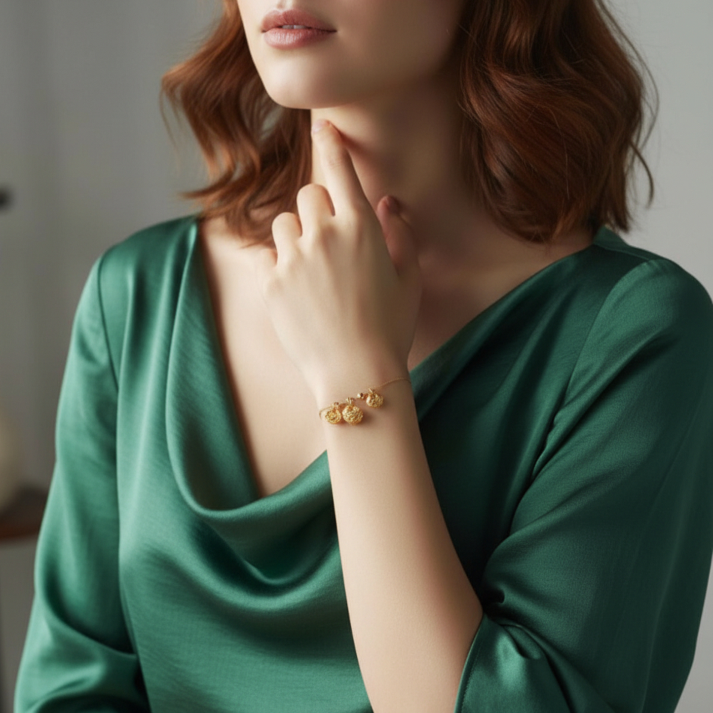 24K Gold 999 Hand-Engraved Ruyi Lock Keepsake Pendant Great Gift for Baby Shower