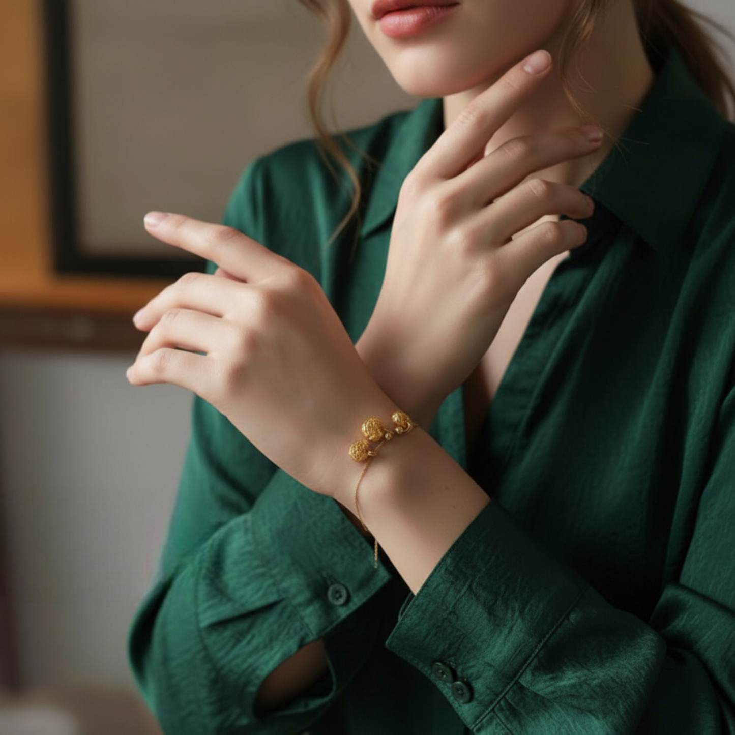 24K Gold 999 Hand-Engraved Ruyi Lock Keepsake Pendant Great Gift for Baby Shower