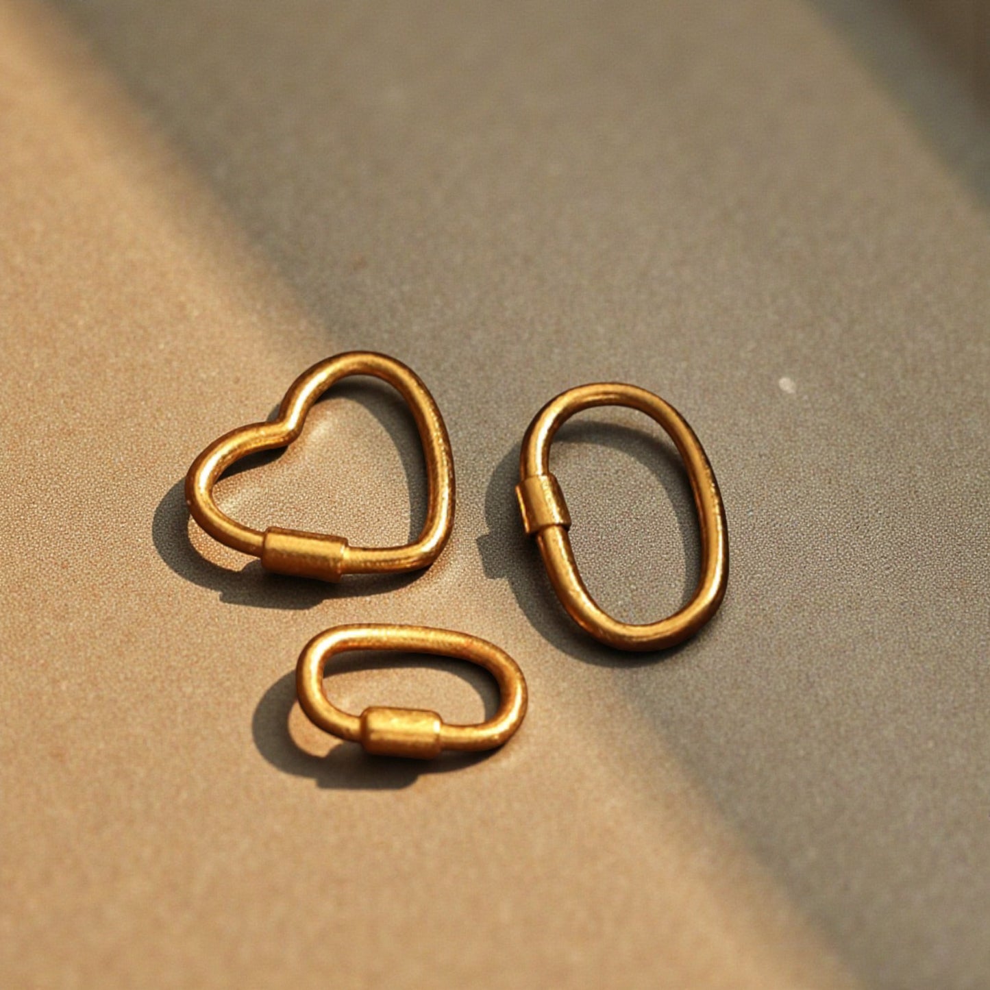24K Gold D.I.Y Universal Connector Carabiner Lock Heart Oval Shape