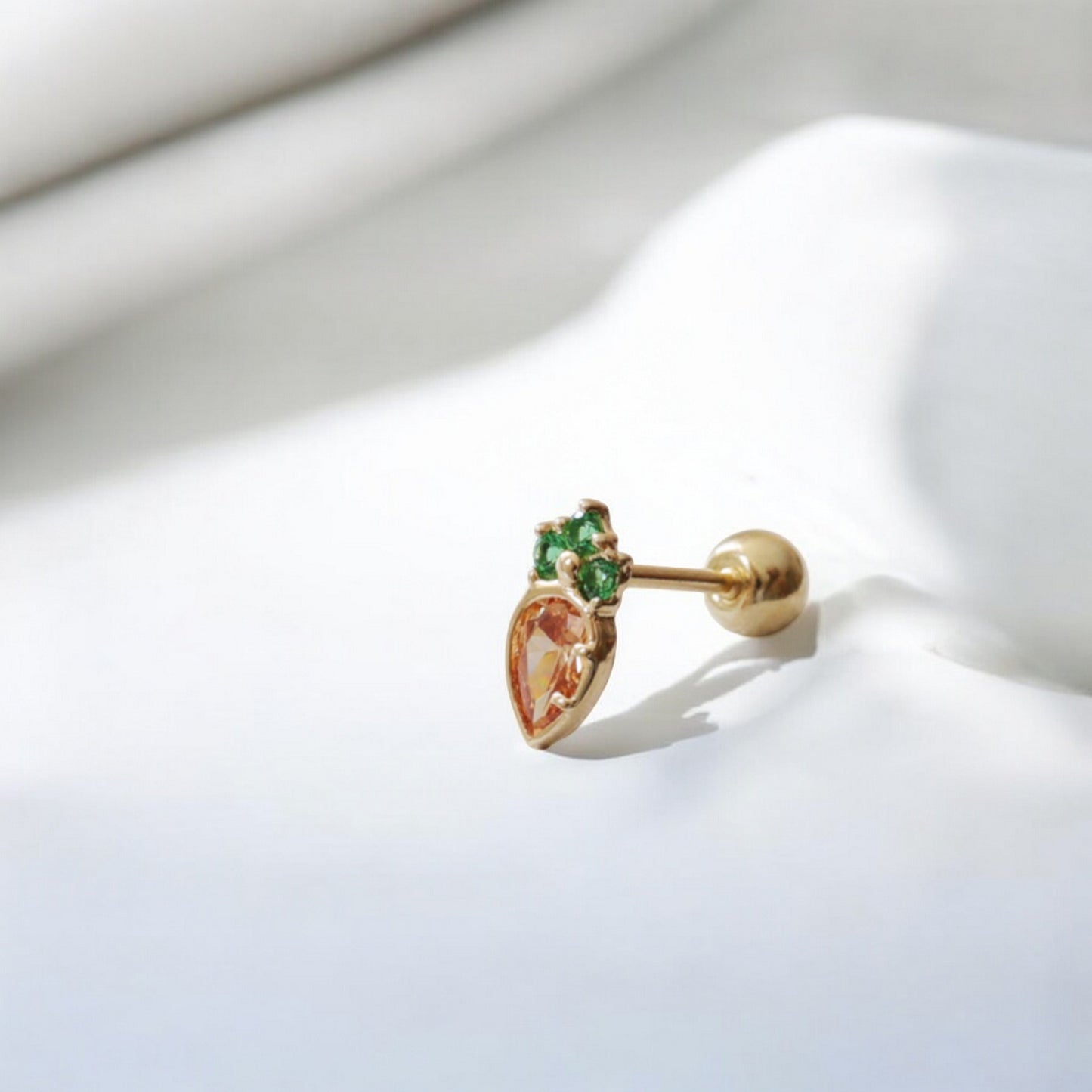 10K Real Gold Champagne Color Cute Carrot Stud Screw On Earrings