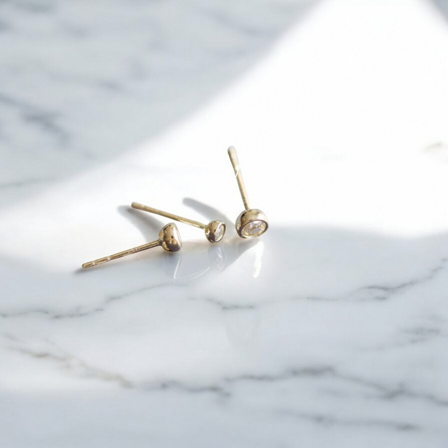 14K Pure Gold Minimal Style Zircon Stud Earrings