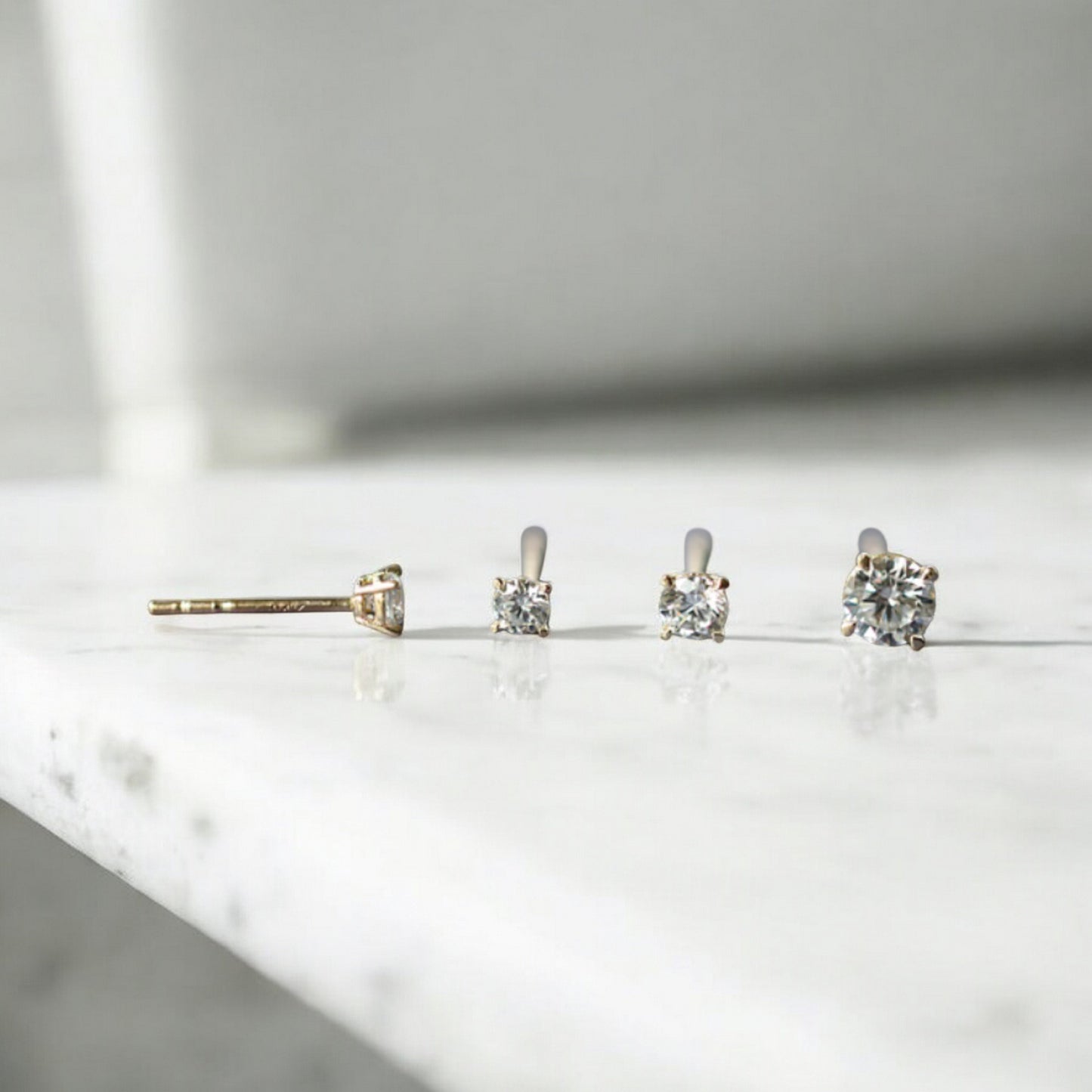 14K Pure Gold Minimal Style Classic Four-Prong Zircon Stud Earrings