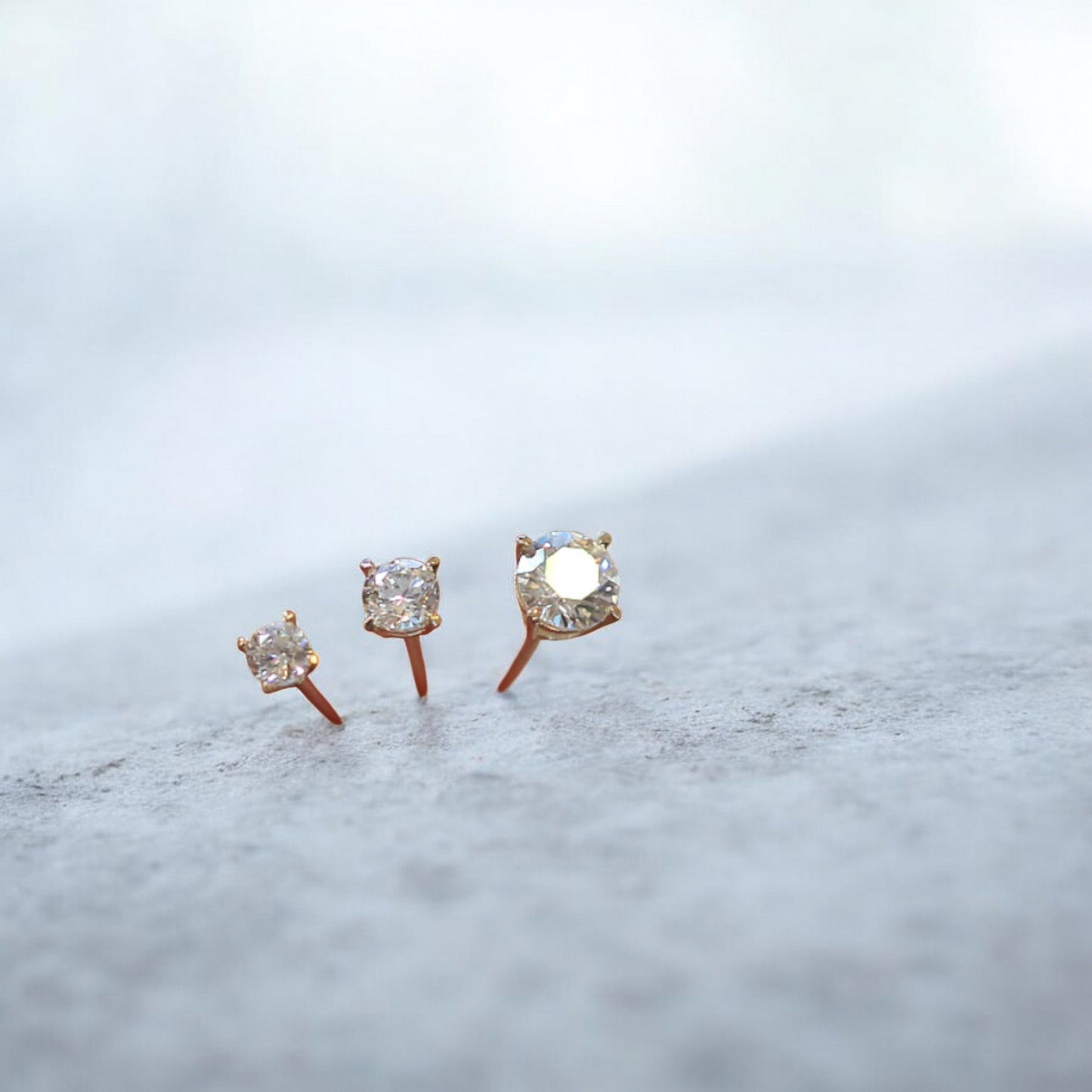 14K Pure Gold Minimal Style Classic Four-Prong Zircon Stud Earrings