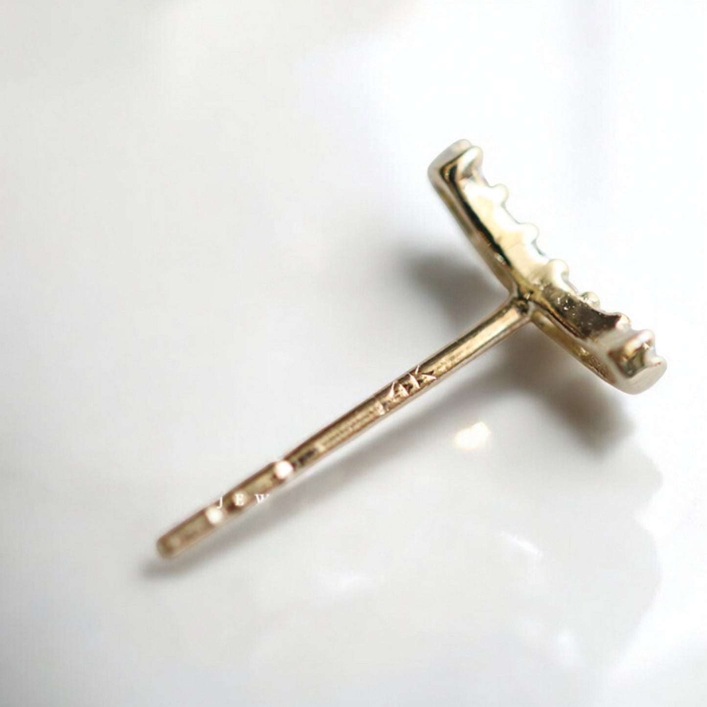 14K Pure Gold Minimal Curve Style Classic Zircon Stud Earrings