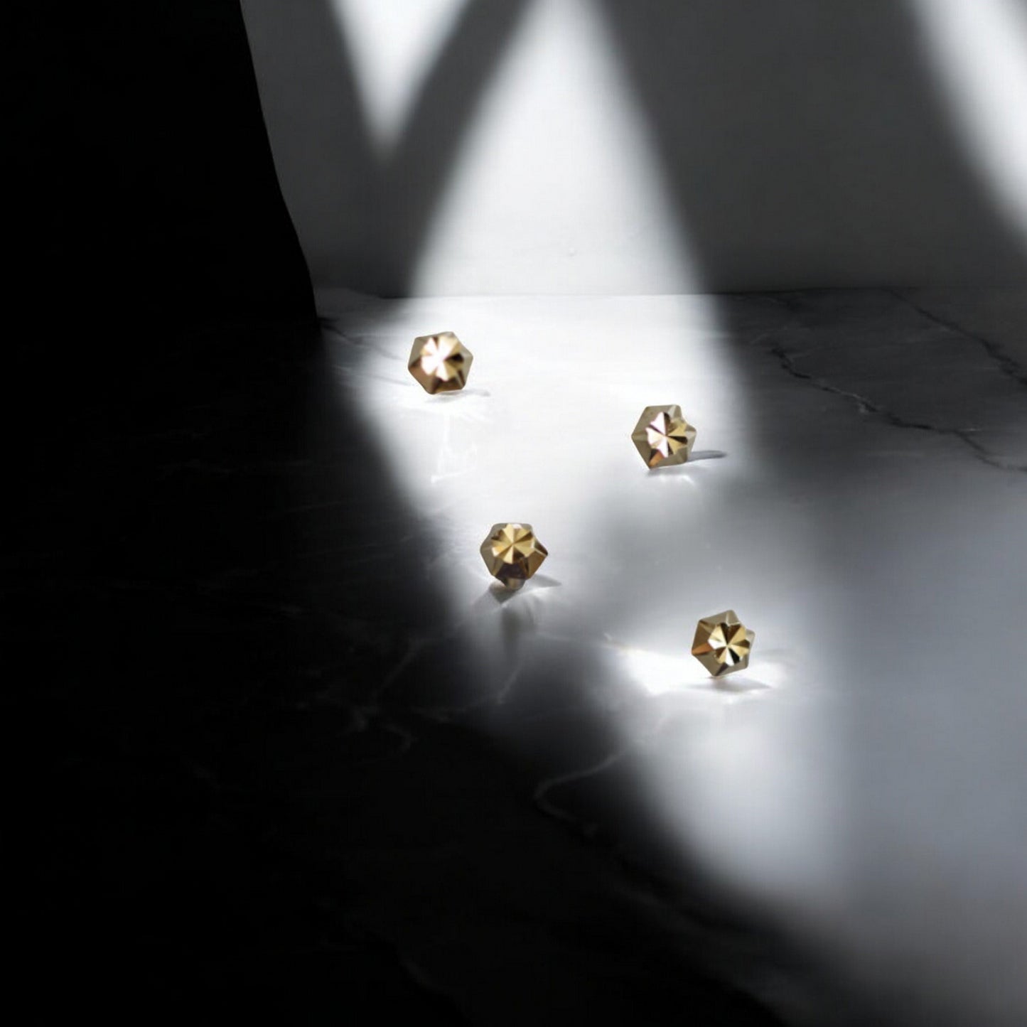 14K Pure Gold Minimal Style Mini Snowflake Cartilage Stud Earrings