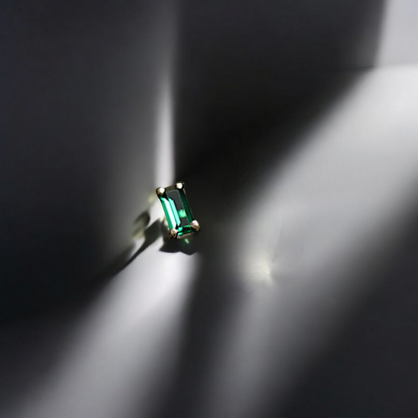 14K Pure Gold Minimal Style Miniature Rectangular Emerald Green Zircon Stud Earrings