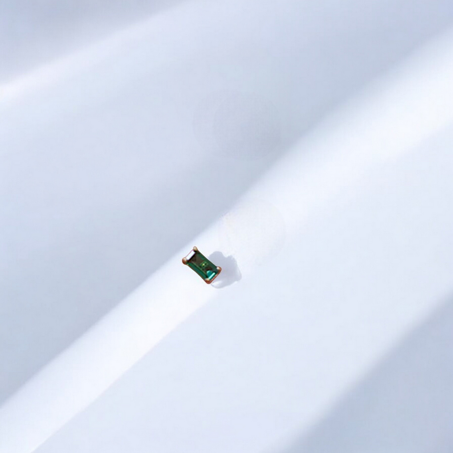 14K Pure Gold Minimal Style Miniature Rectangular Emerald Green Zircon Stud Earrings