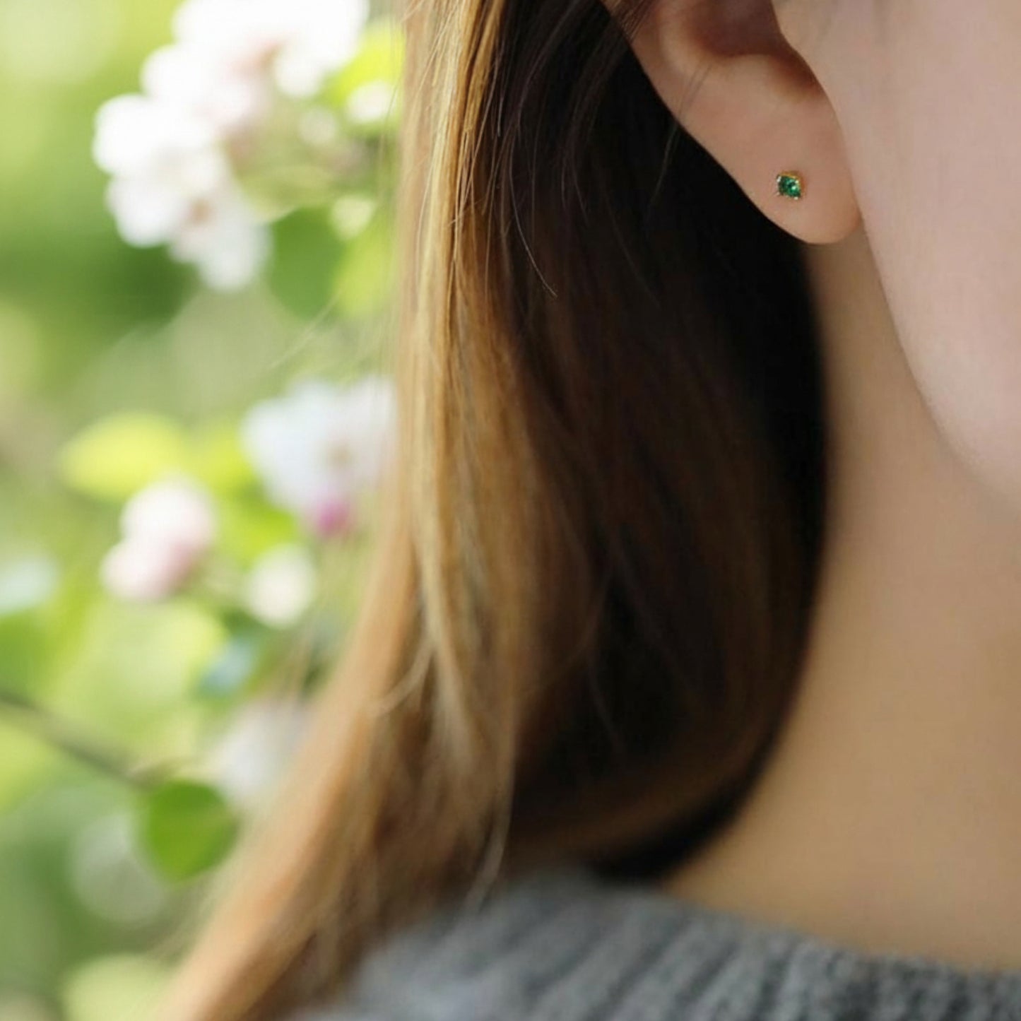 14K Pure Gold Minimal Style Miniature Square Emerald Green Zircon Stud Earrings
