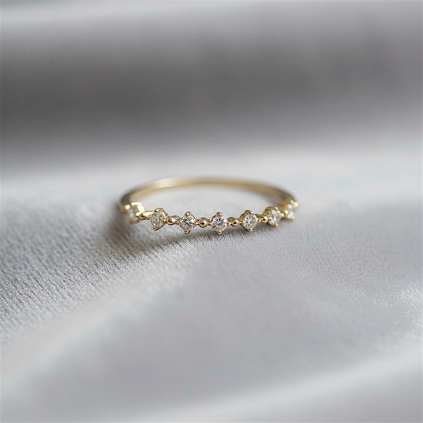 14K Pure Gold Minimal Style Zircon Round Stacking Ring