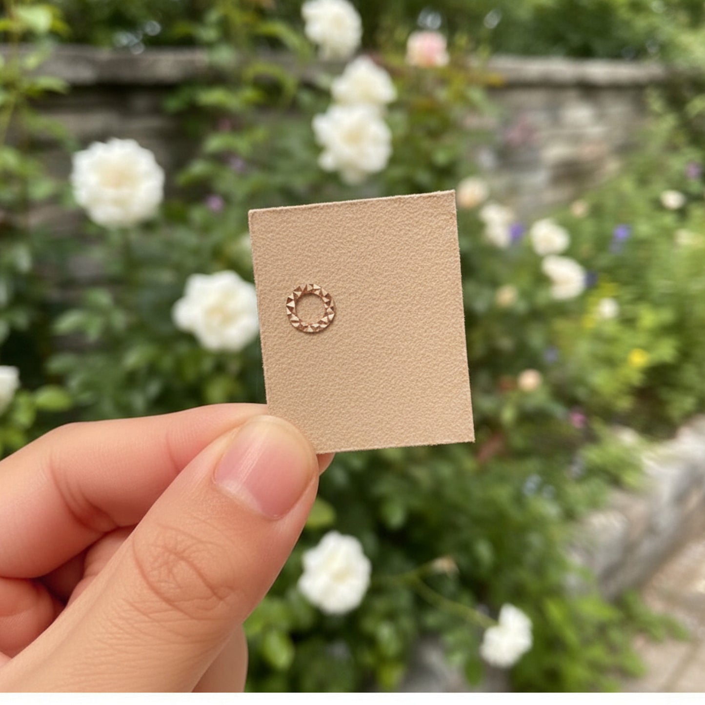 18k Pure Rose Gold Minimal Round Shinning Stud Earrings