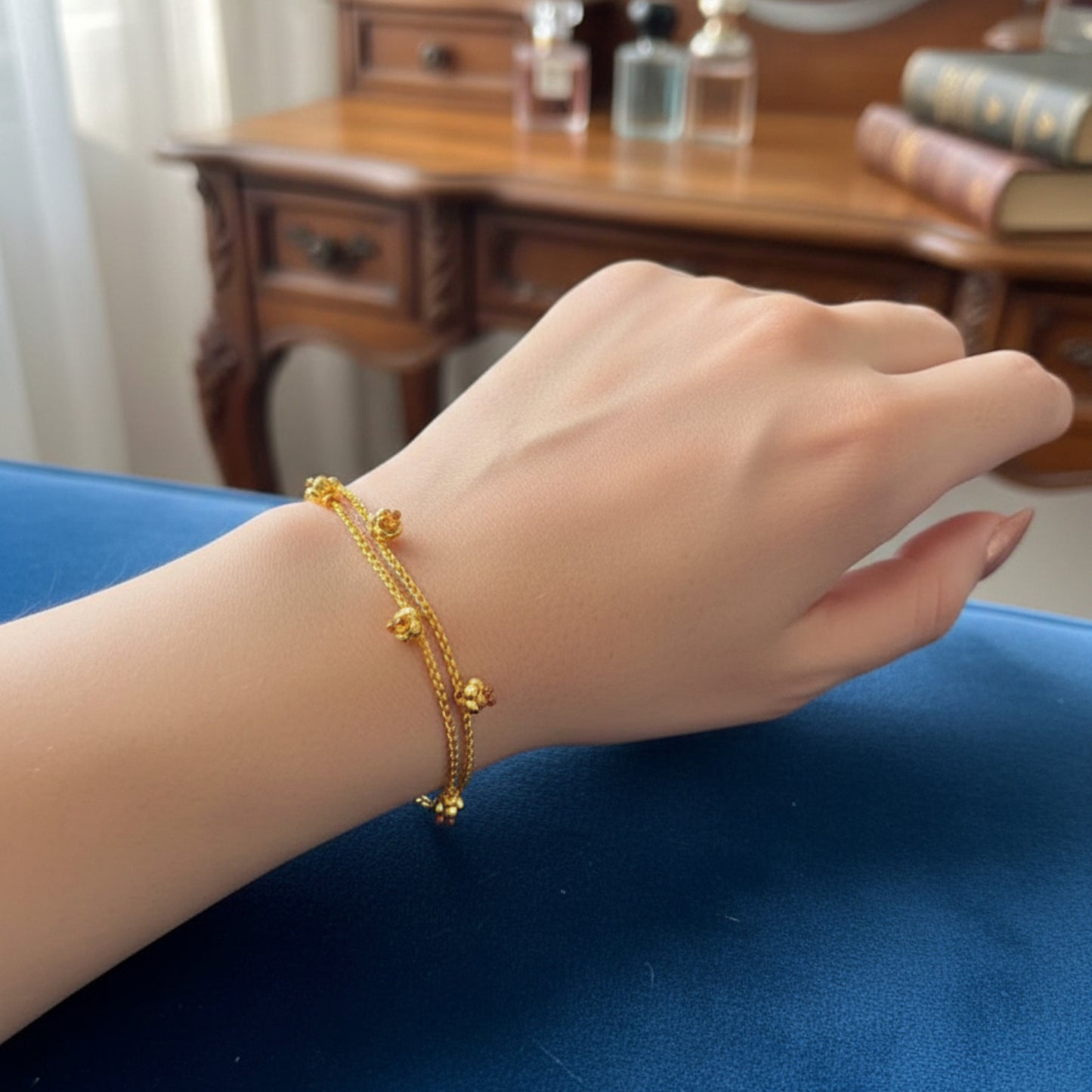 24k Pure 999 Gold Osmanthus fragrans Small Flower Charm with Red Rope Bracelet