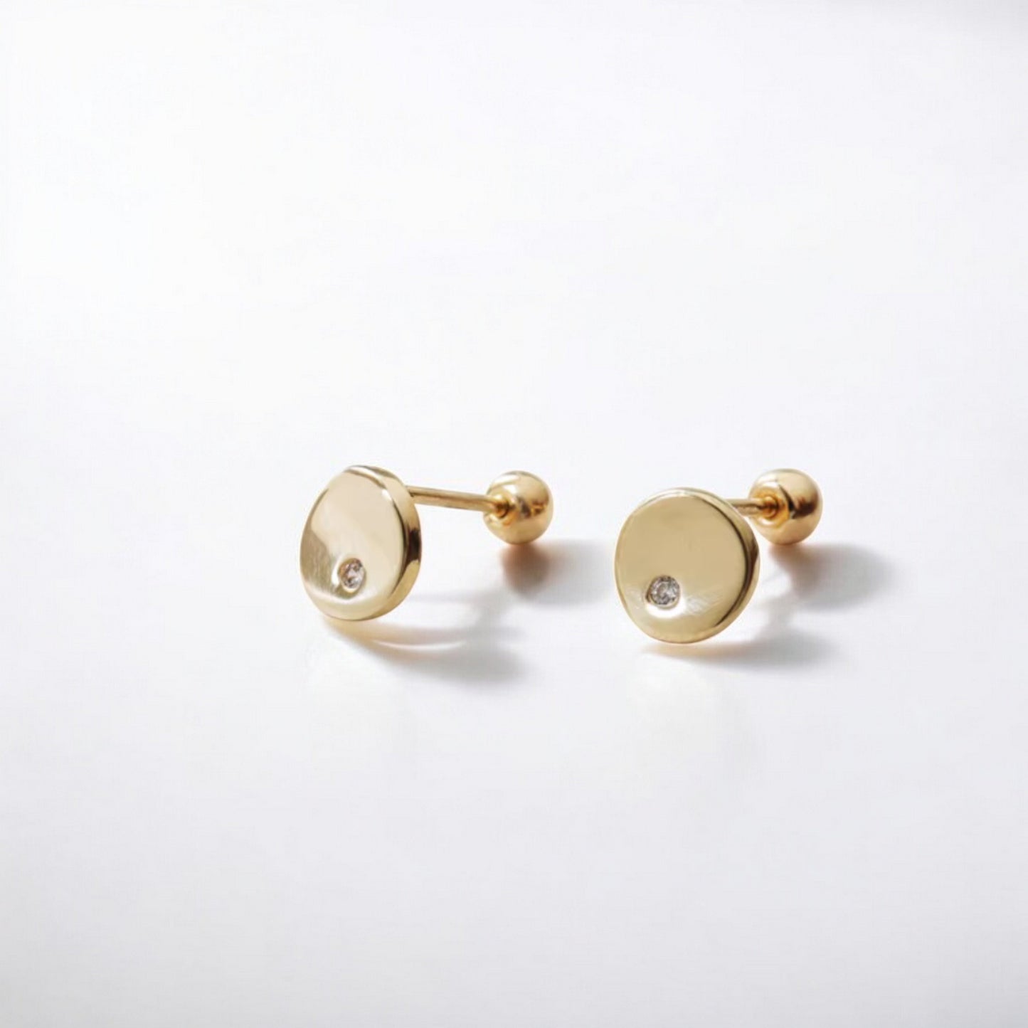 10K Pure Gold Zircon Round Screw On Earrings