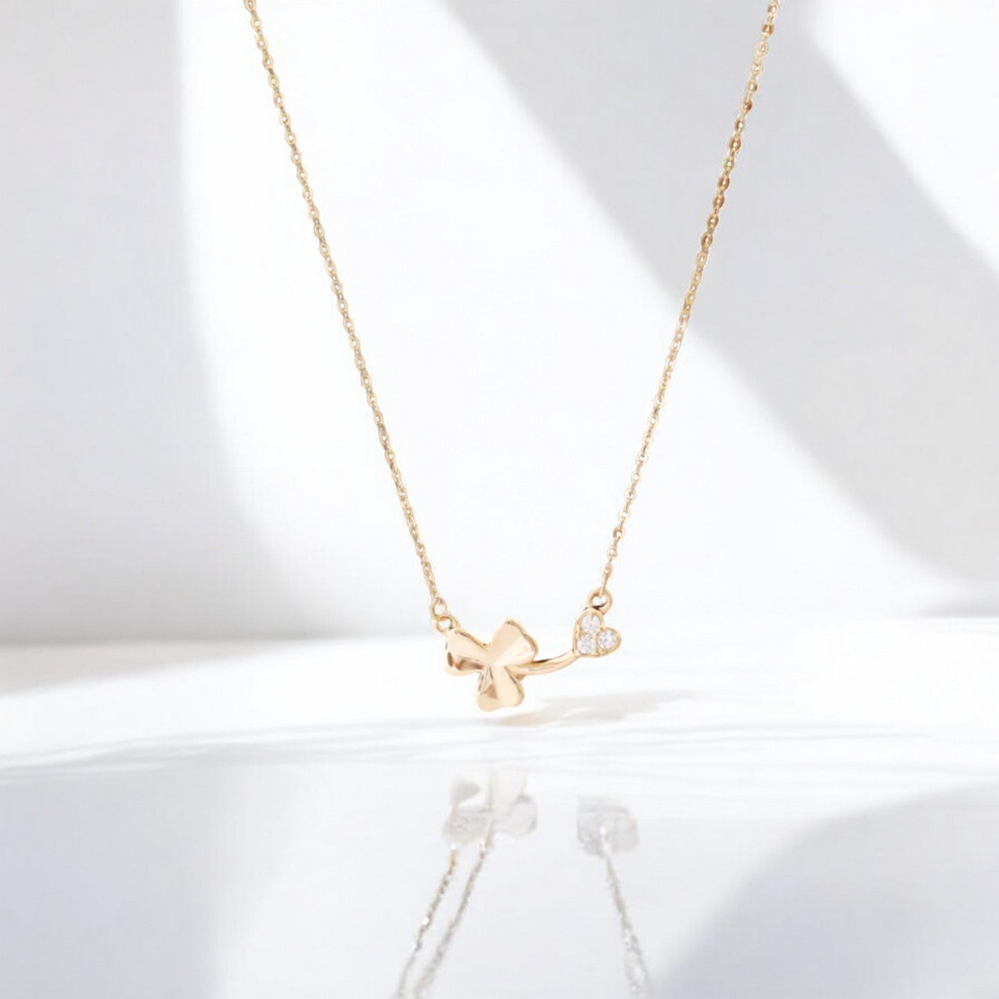 14K Gold Dainty Zircon Lucky Clover Pendant Necklace