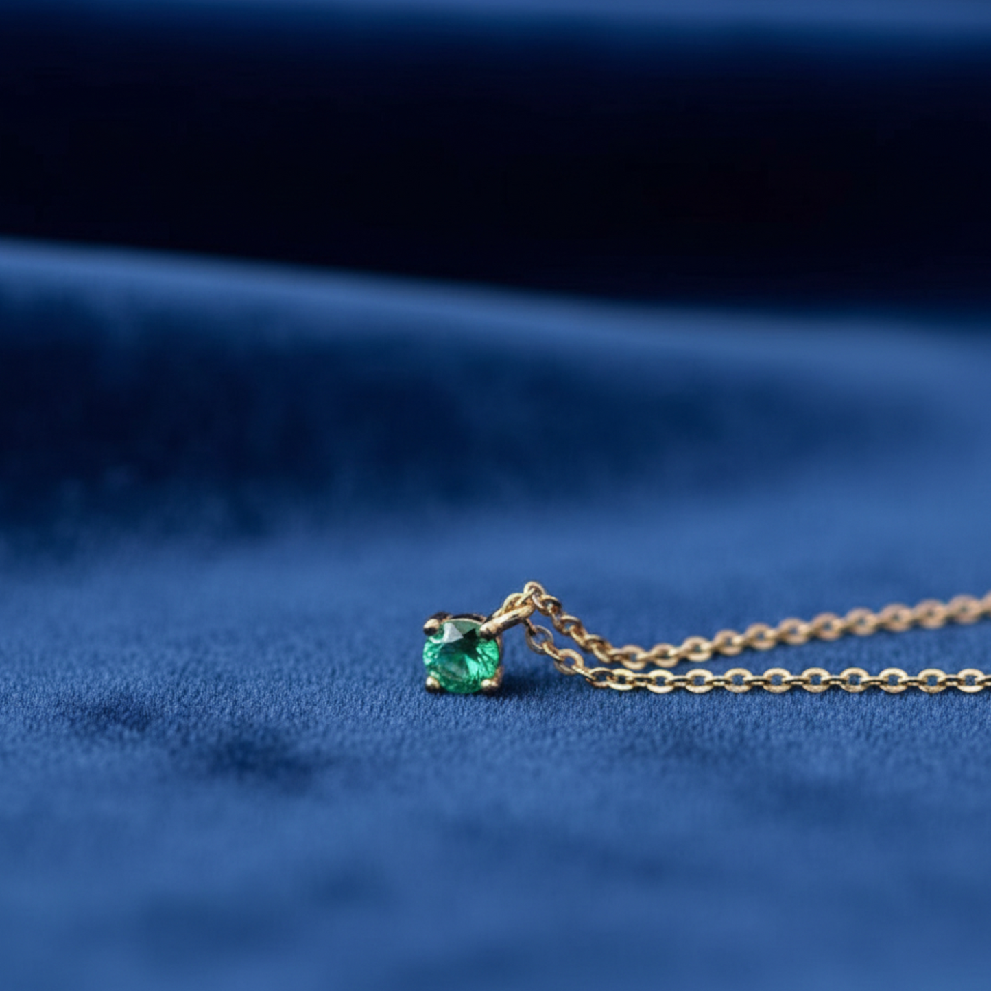 14K Gold Minimal Mini Six-Prong Green and Clear Zircon Pendant Necklace