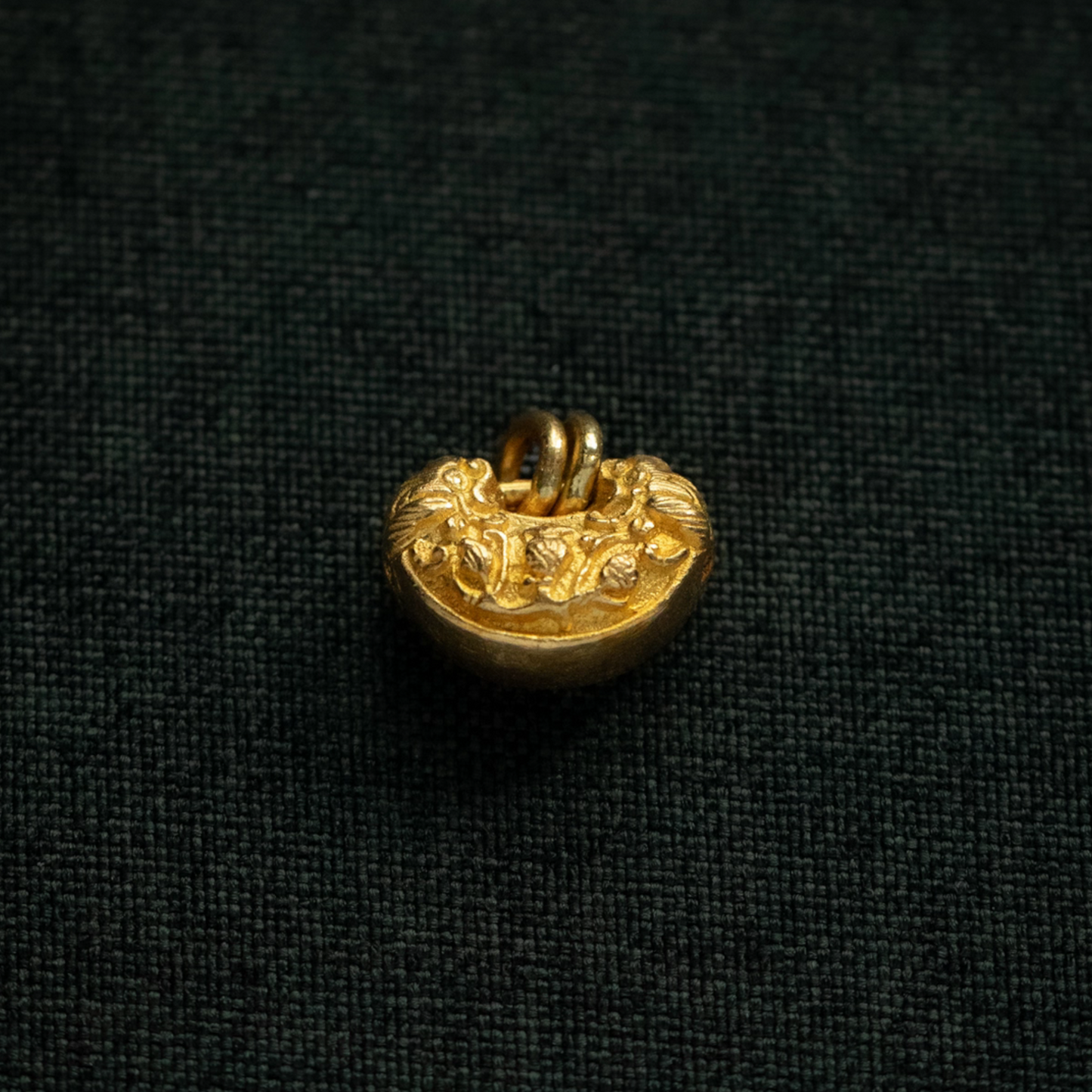 24K 999 Pure Gold Mini D.I.Y Engraved Antique Style Lock Pouch Charm