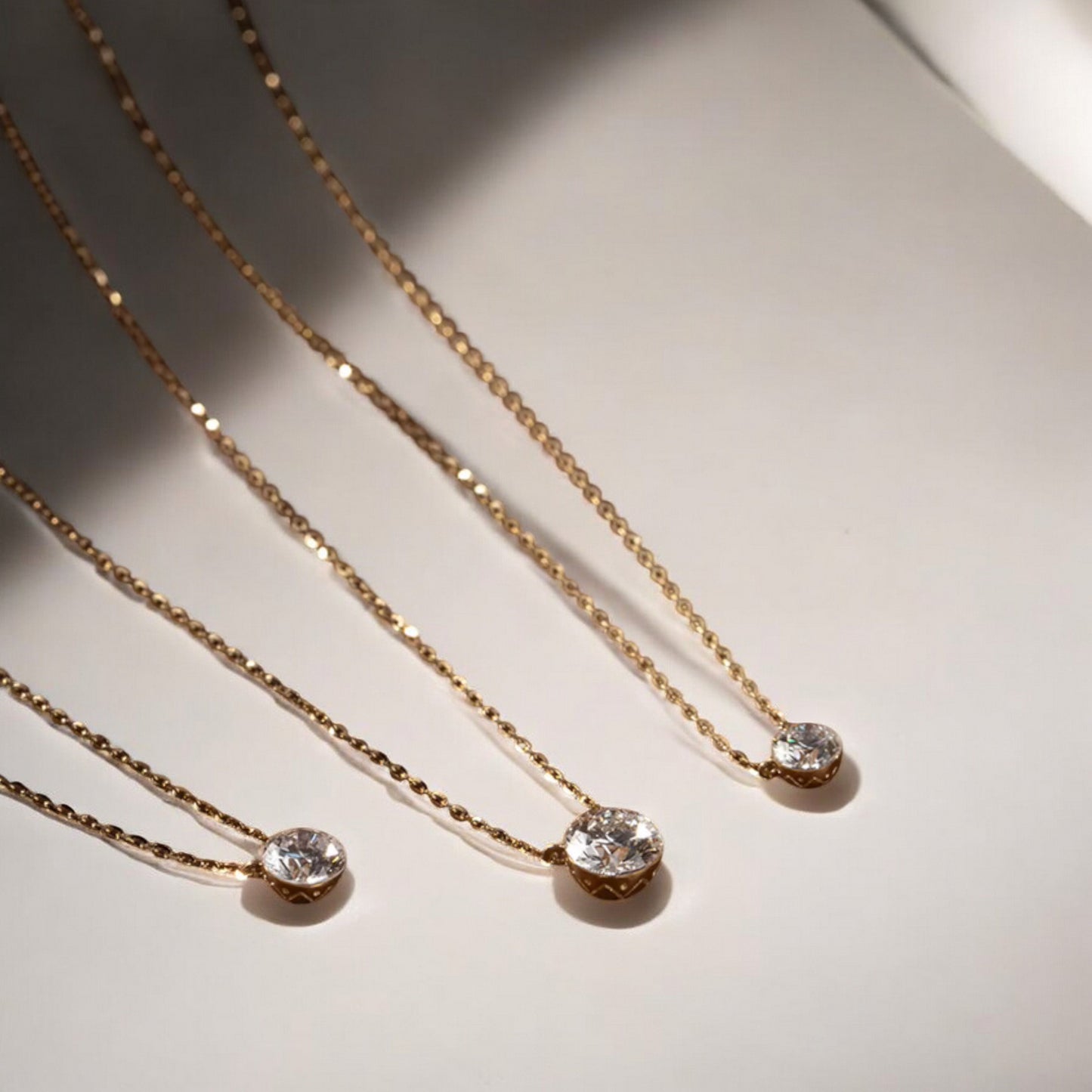 18K Pure Gold Minimal Diamond Prongless Setting Sparkling Pendant Necklace