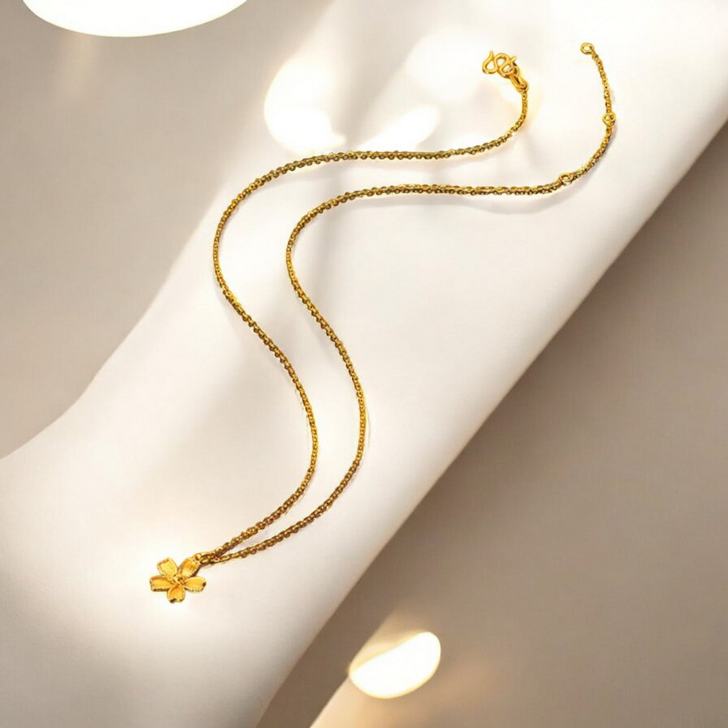 24K 999 5G Gold Sparkling  Cherry Blossom Flower Pendant Necklace